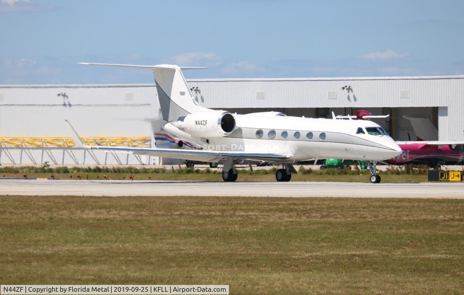 N44ZF, 1987 Gulfstream Aerospace G-IV C/N 1029, FLL 2019