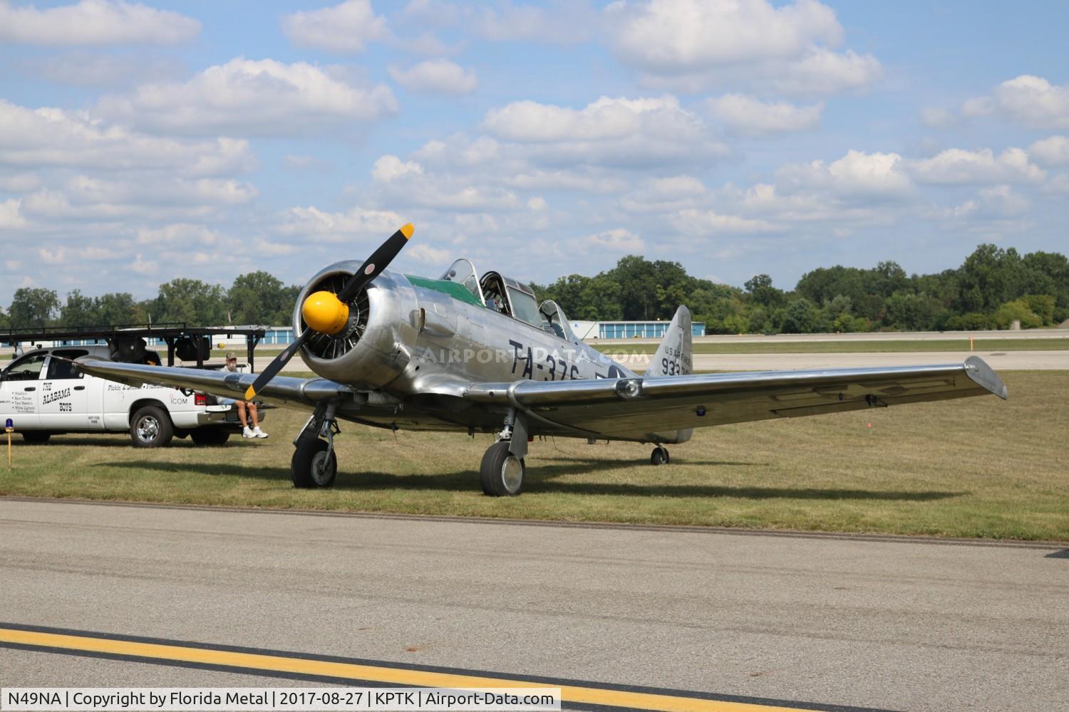 N49NA, 1949 North American T-6G Texan C/N 168-490, Pontiac 2017
