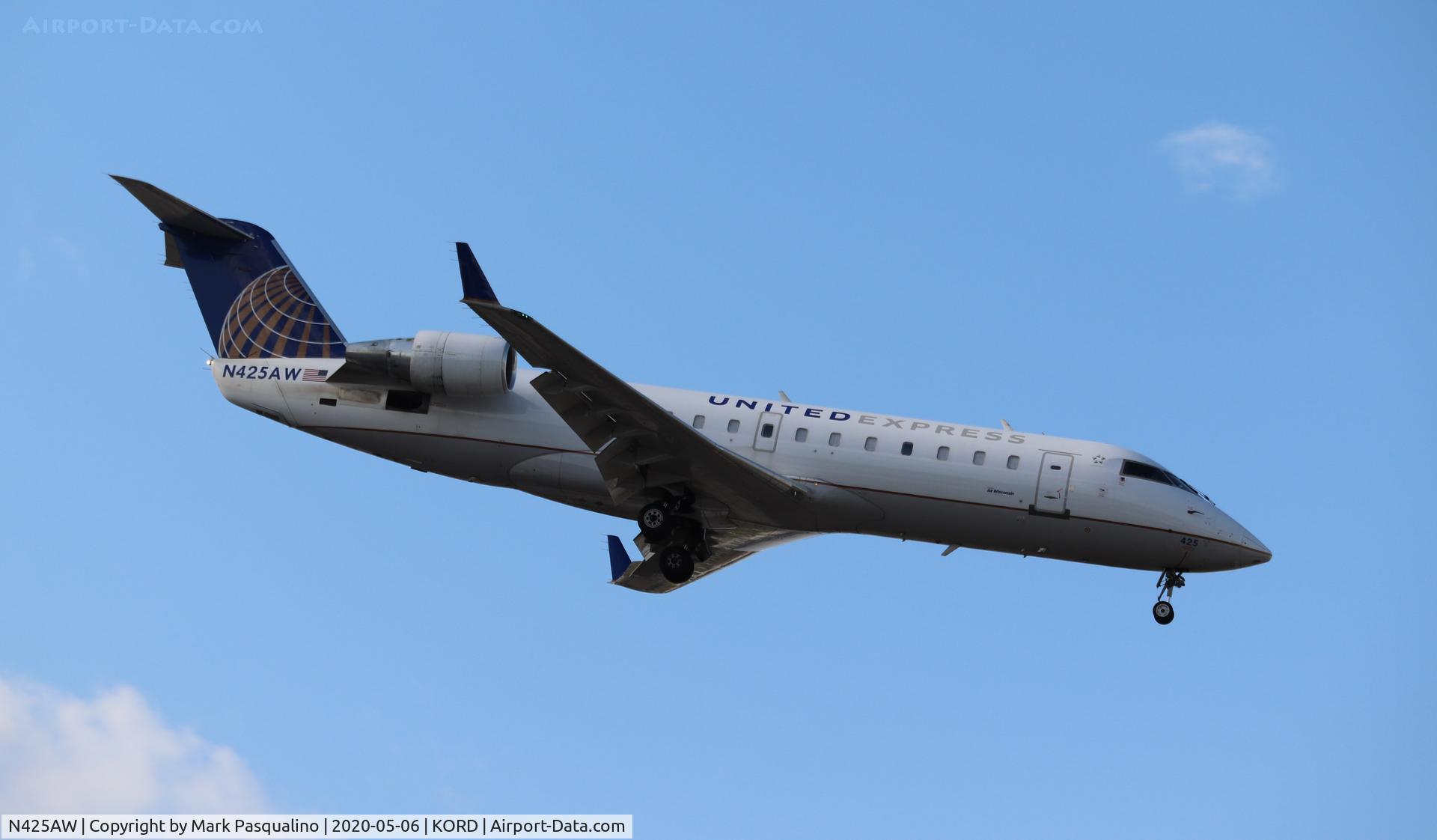 N425AW, 2002 Bombardier CRJ-200LR (CL-600-2B19) C/N 7663, CL-600-2B19
