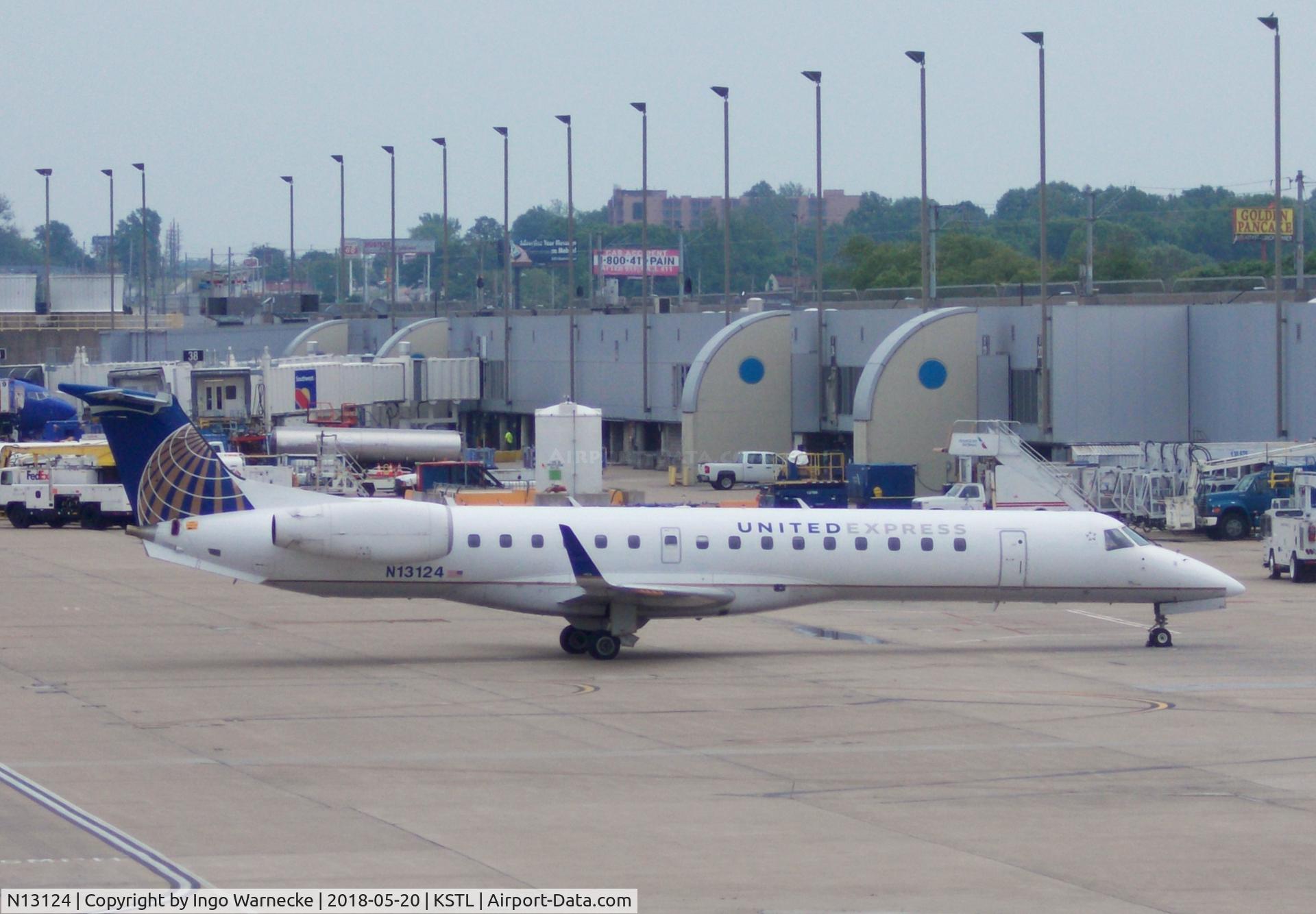 N13124, 2003 Embraer ERJ-145XR (EMB-145XR) C/N 145689, EMBRAER ERJ-145XR of United Express at St. Louis Lambert International Airport, St. Louis county MO