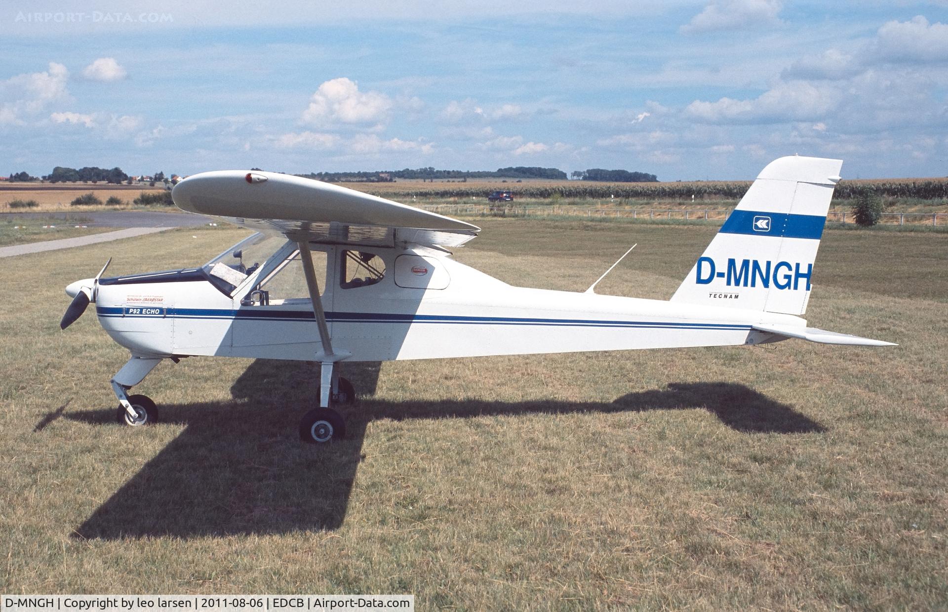 D-MNGH, Tecnam PL 92 Echo C/N nil, Ballenstedt 6.8.2011