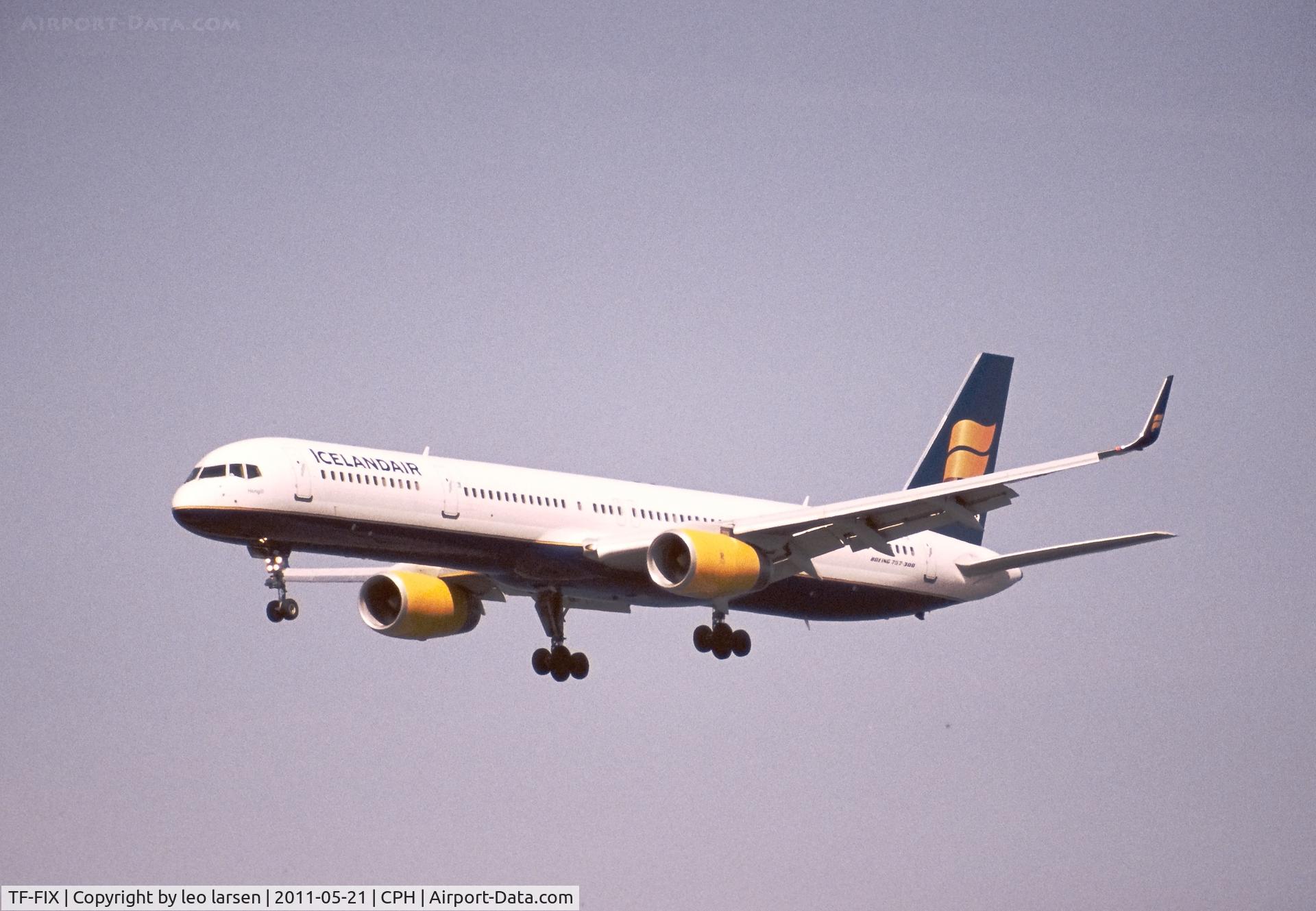 TF-FIX, 2002 Boeing 757-308 C/N 29434, Copenhagen 21.5.2011