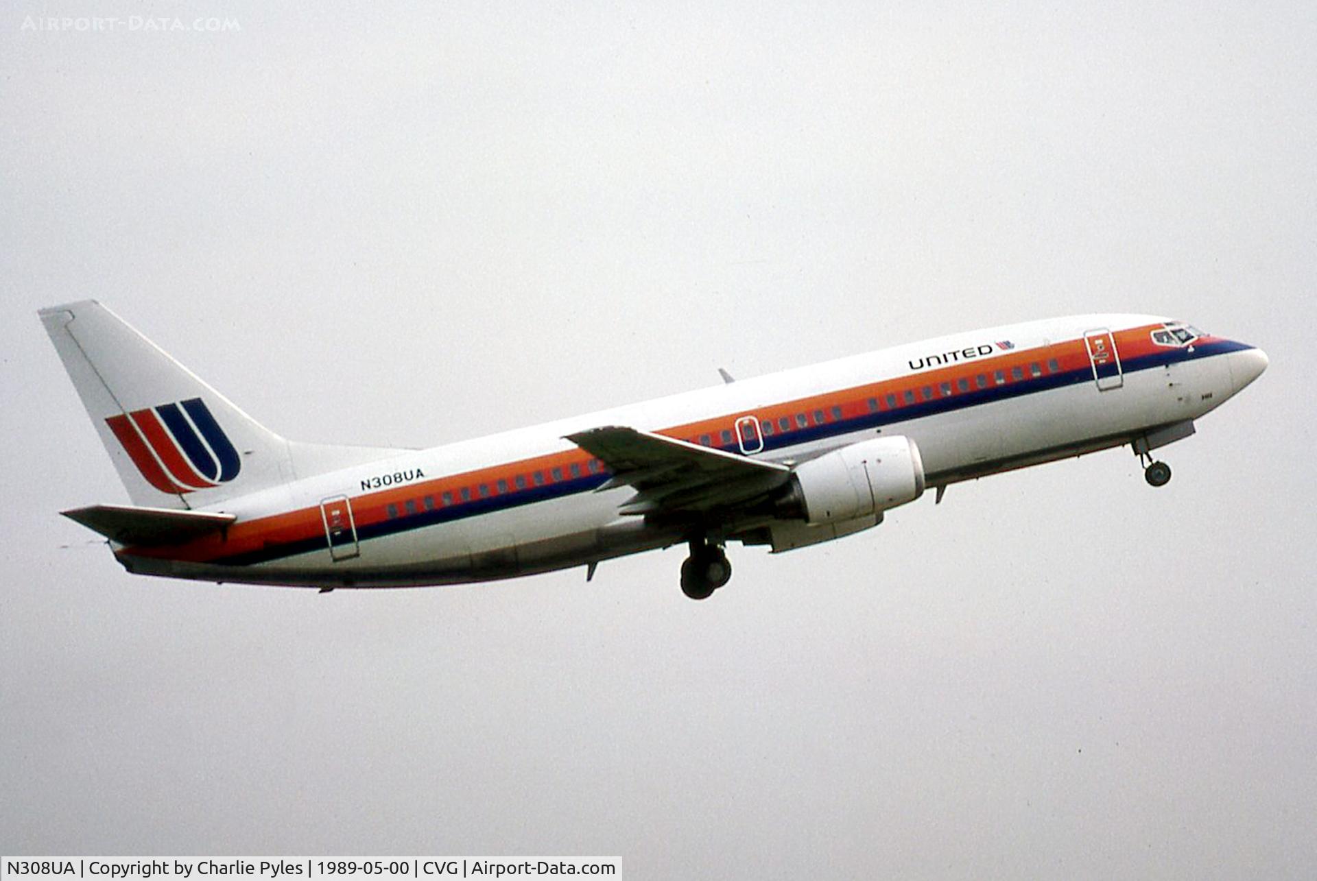 N308UA, 1987 Boeing 737-322 C/N 23669, Departure