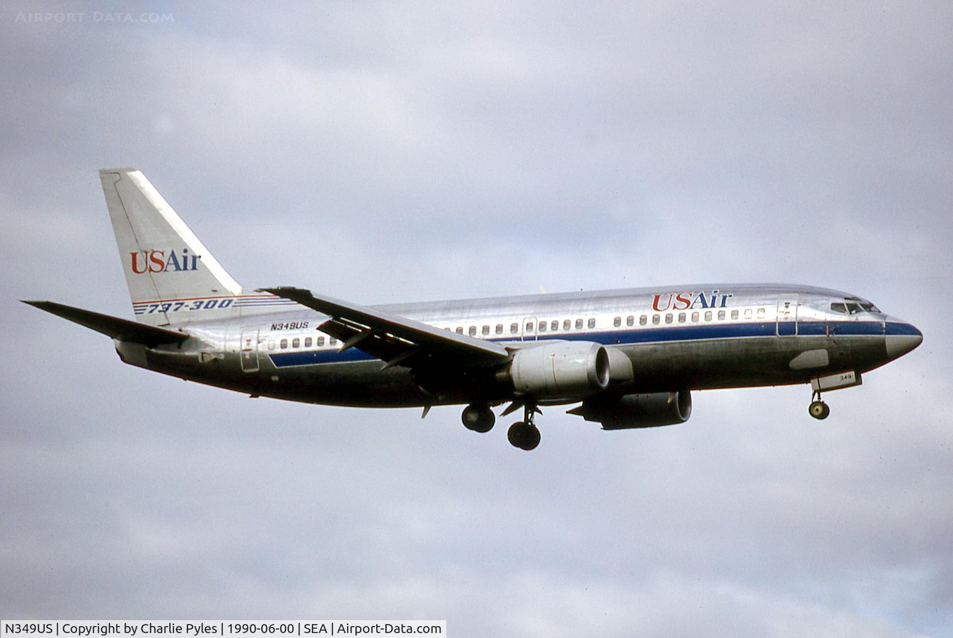 N349US, 1987 Boeing 737-301 C/N 23552, Air Pix Aviation Photos