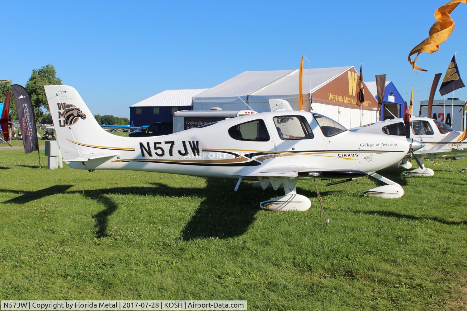 N57JW, 2006 Cirrus SR20 C/N 1641, Air Venture 2017