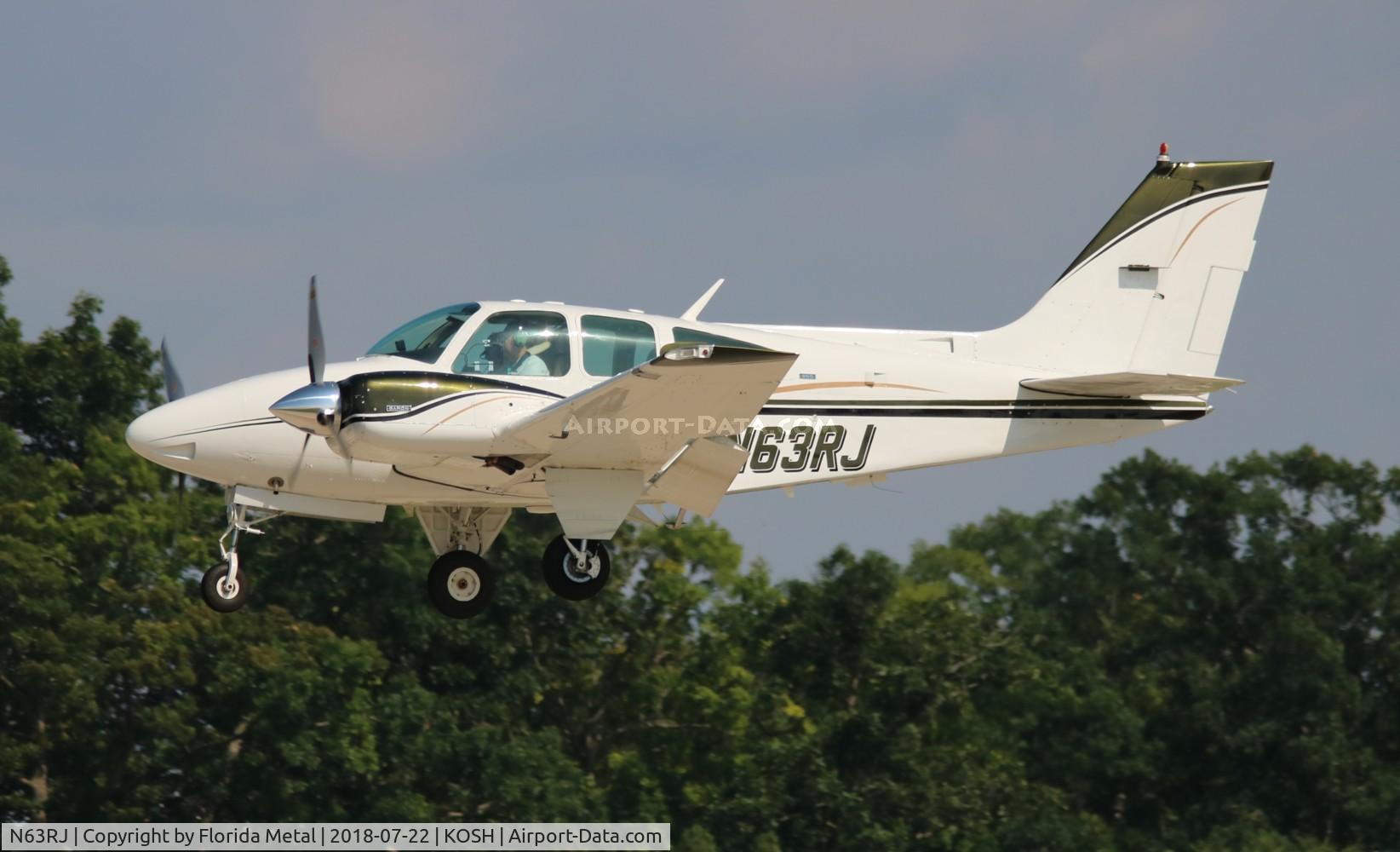 N63RJ, 1974 Beech 95-B55 Baron Baron C/N TC-1804, Air Venture 2018