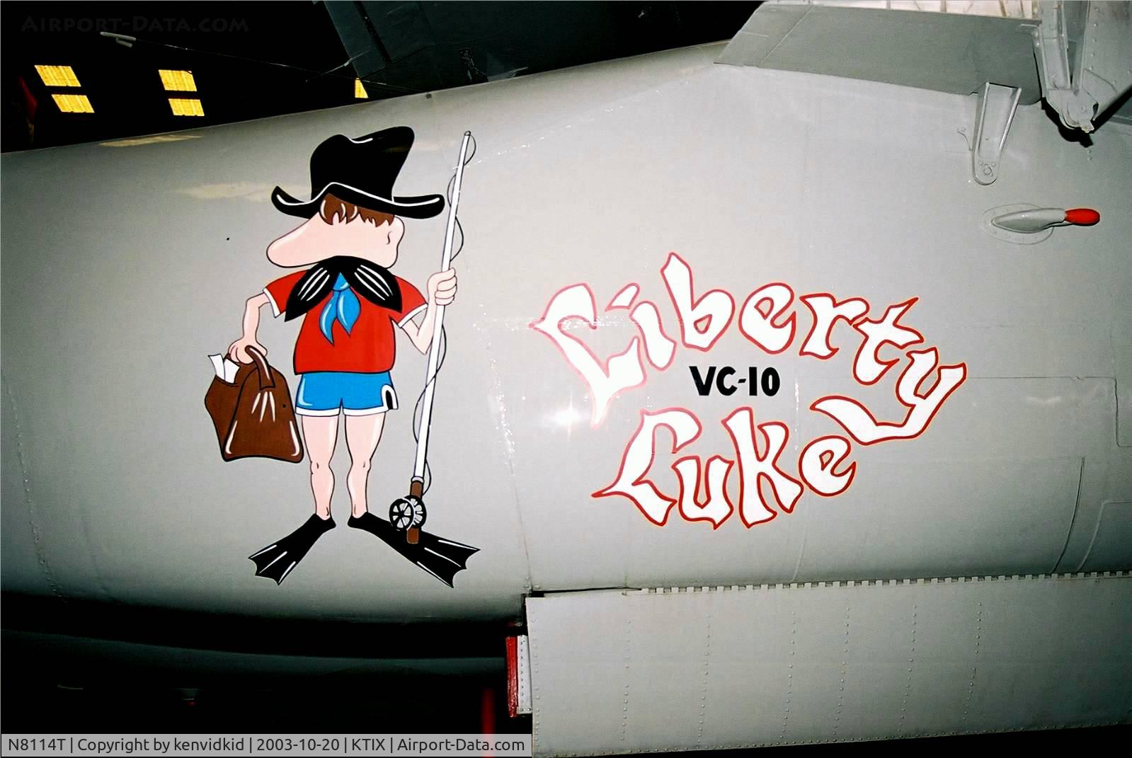 N8114T, 1956 Grumman S2F-1 Tracker C/N 342, Detail.
At the Valliant Air Command Museum.