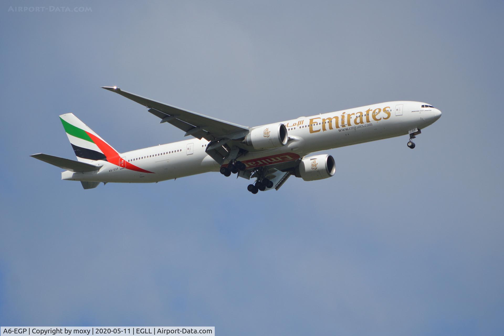 A6-EGP, 2012 Boeing 777-31H/ER C/N 35599, Boeing 777-31H/ER on finals to London Heathrow.