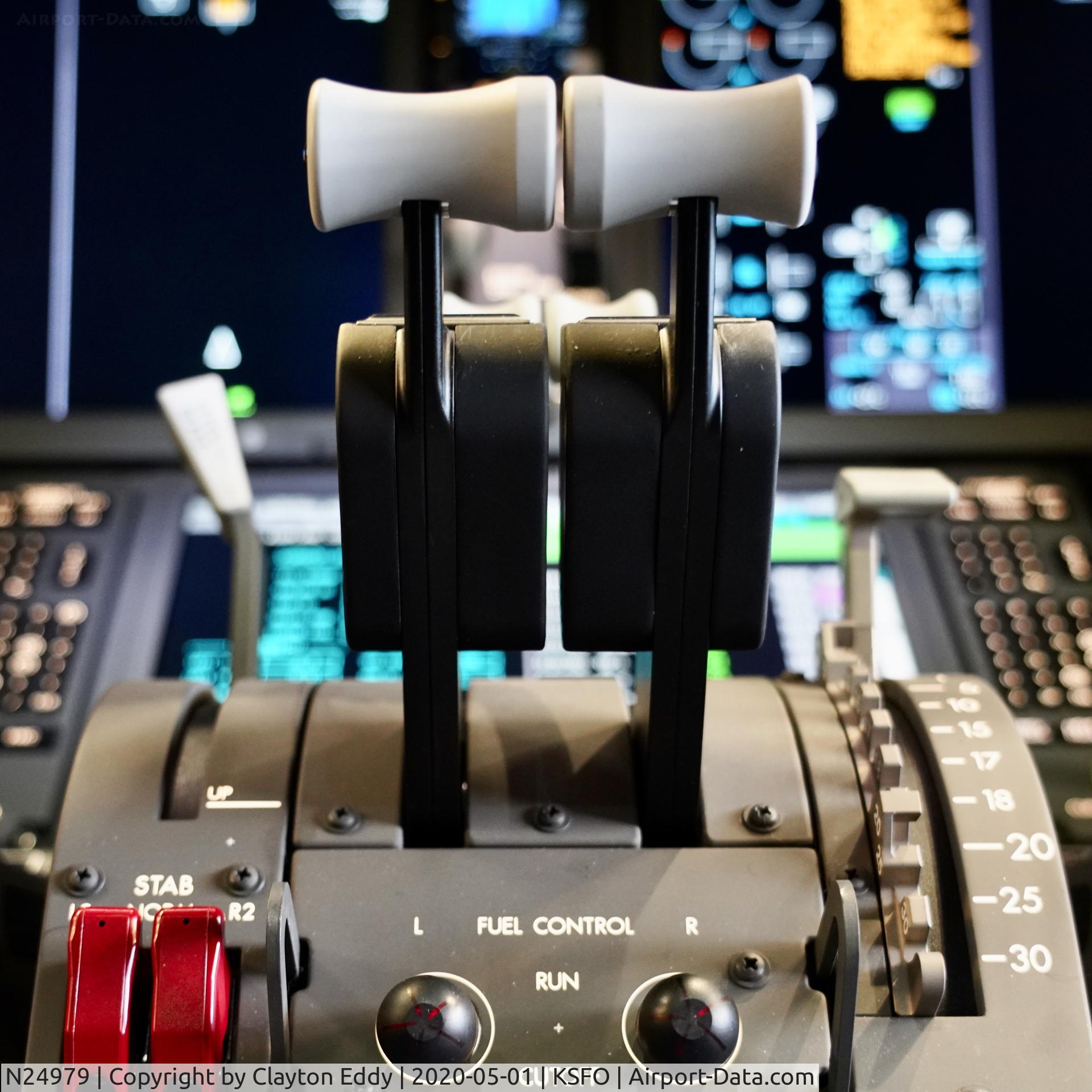 N24979, 2020 Boeing 787-9 Dreamliner C/N 55141, Flightdeck SFO 2020.
