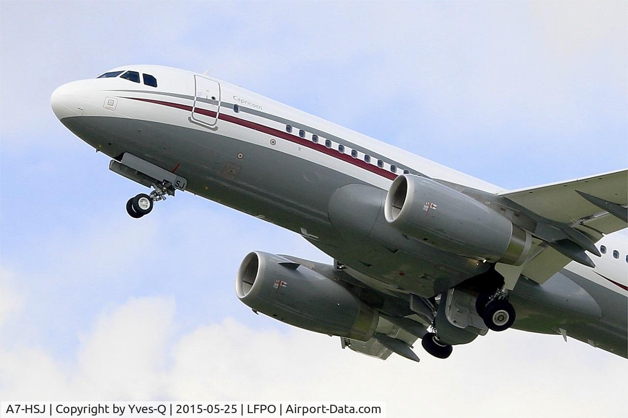 A7-HSJ, 2012 Airbus A320-214(CJ) Prestige C/N 5255, Airbus A320-232(CJ) Prestige, Take off rwy 24, Paris-Orly airport (LFPO-ORY)