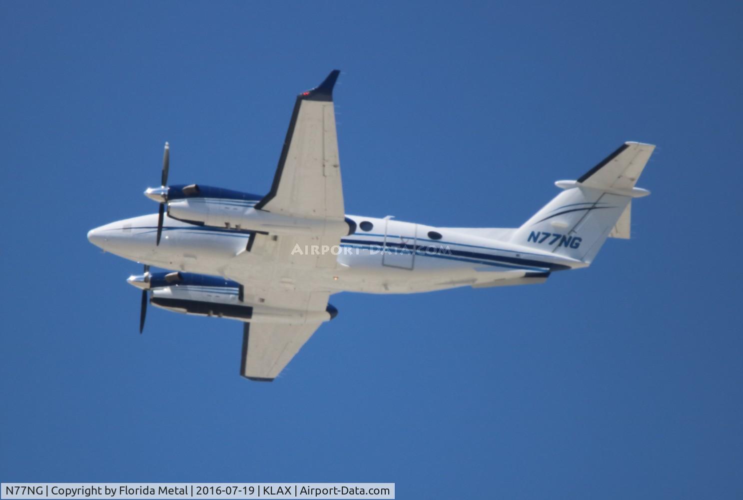 N77NG, 2016 Beechcraft Super King Air 350 C/N FL-1048, LAX 2016