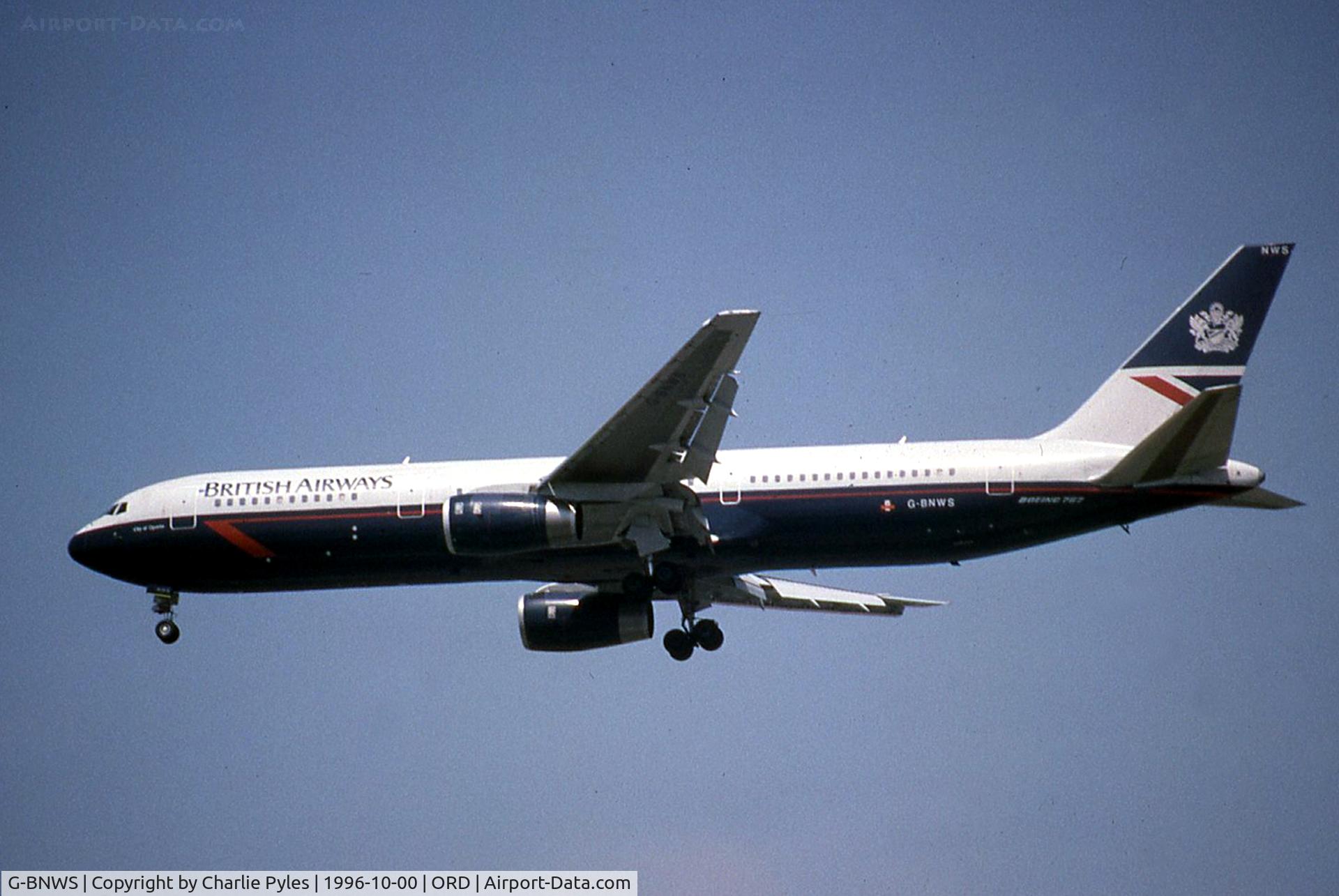 G-BNWS, 1992 Boeing 767-336 C/N 25826, Landing O'Hare