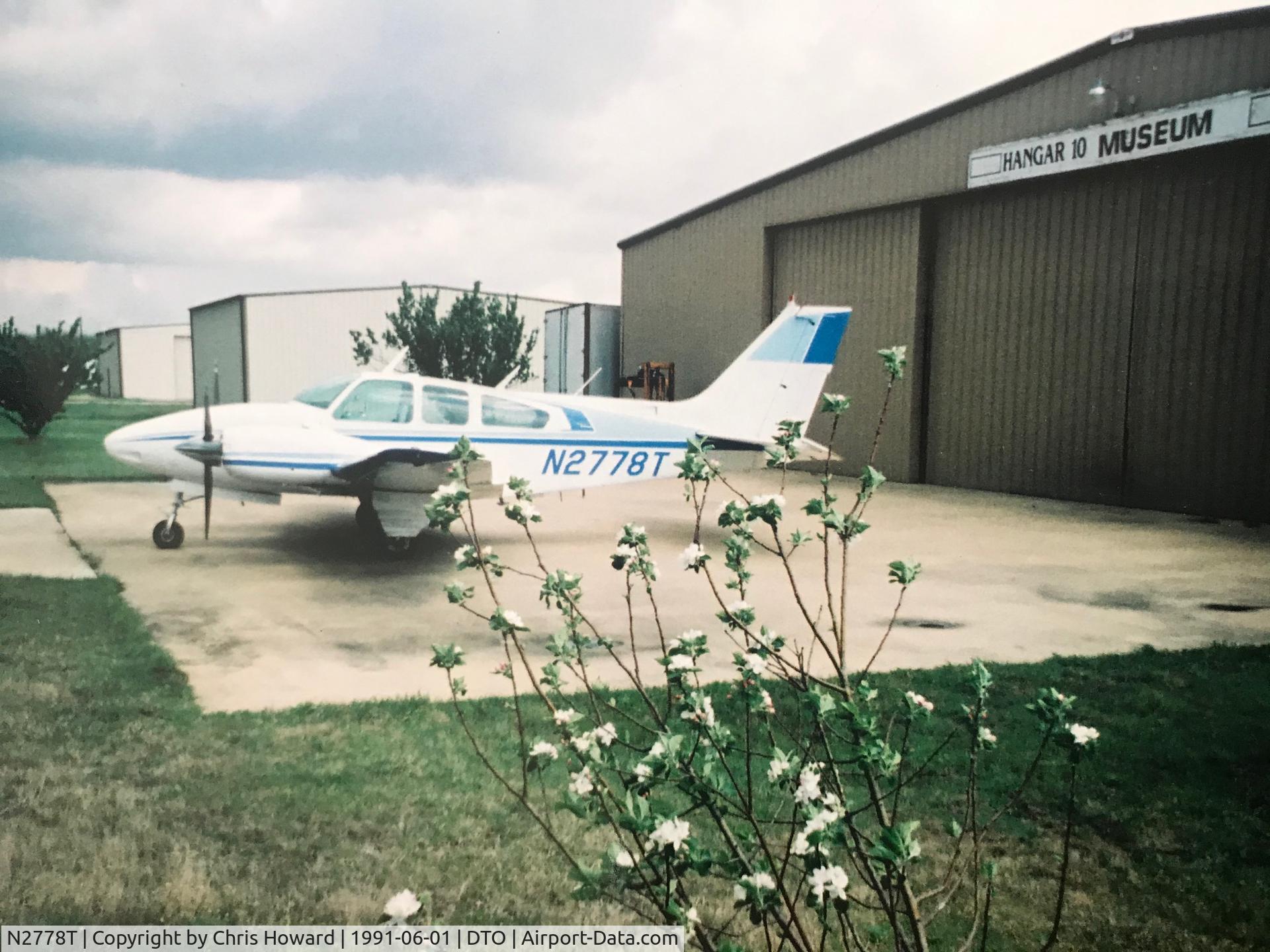 N2778T, 1967 Beech C55 Baron (95-C55) C/N TE-378, As she was in 1991 when owned by James Almond. I got to fly it (right seat) over to Decatur, TX and back. Like driving a Porsche.