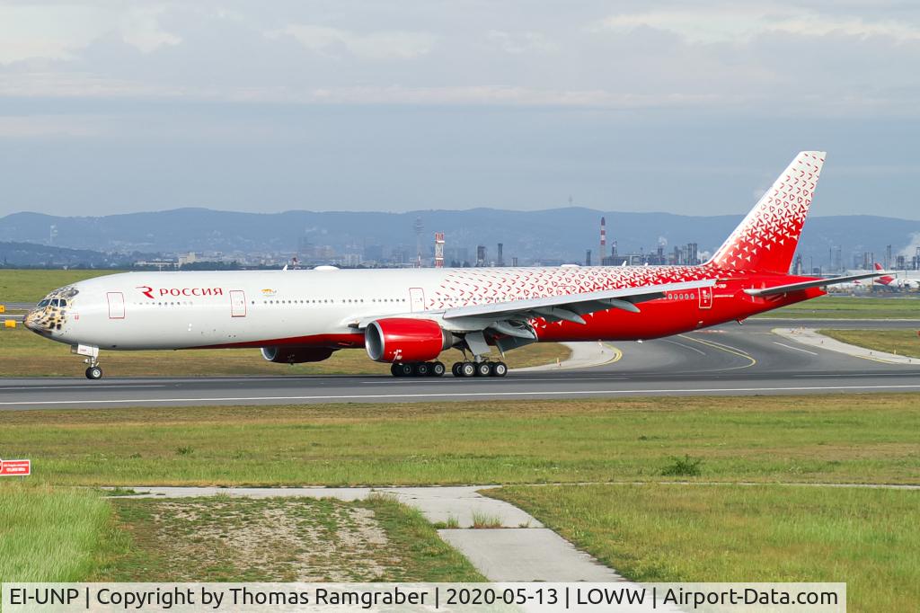 EI-UNP, 1998 Boeing 777-312 C/N 28516, Rossiya Boeing 777-300