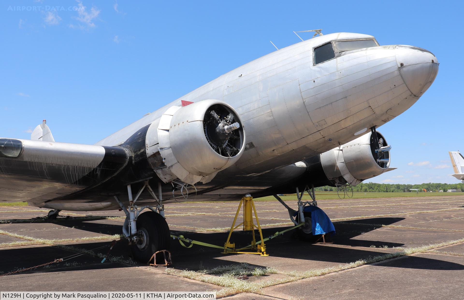 N129H, 1941 Douglas DC-3A C/N 4126, Douglas DC-3A