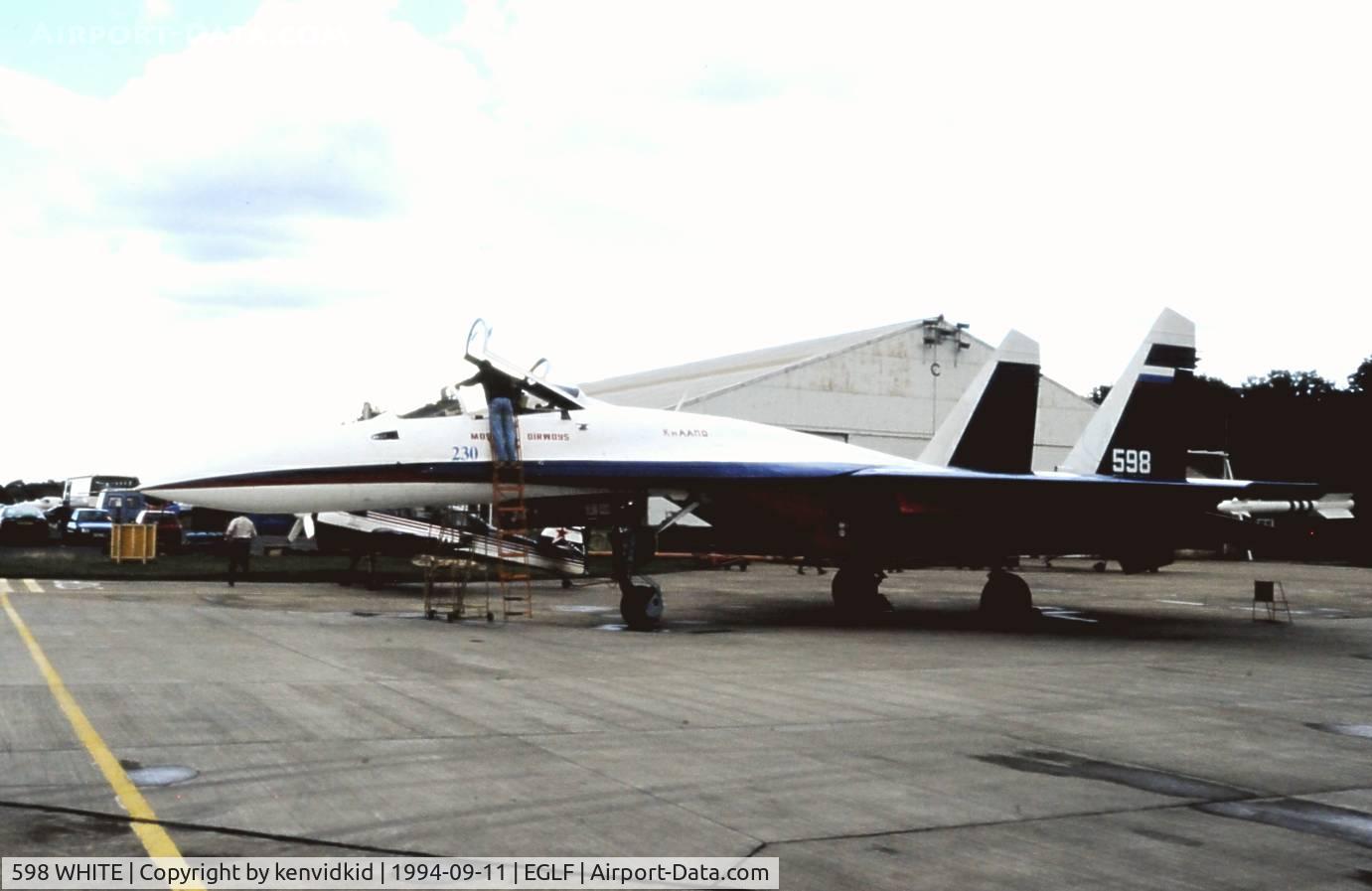 598 WHITE, Sukhoi Su-27P C/N 36911037820, Parked on the flight line at the 1994 Farnborough Airshow.