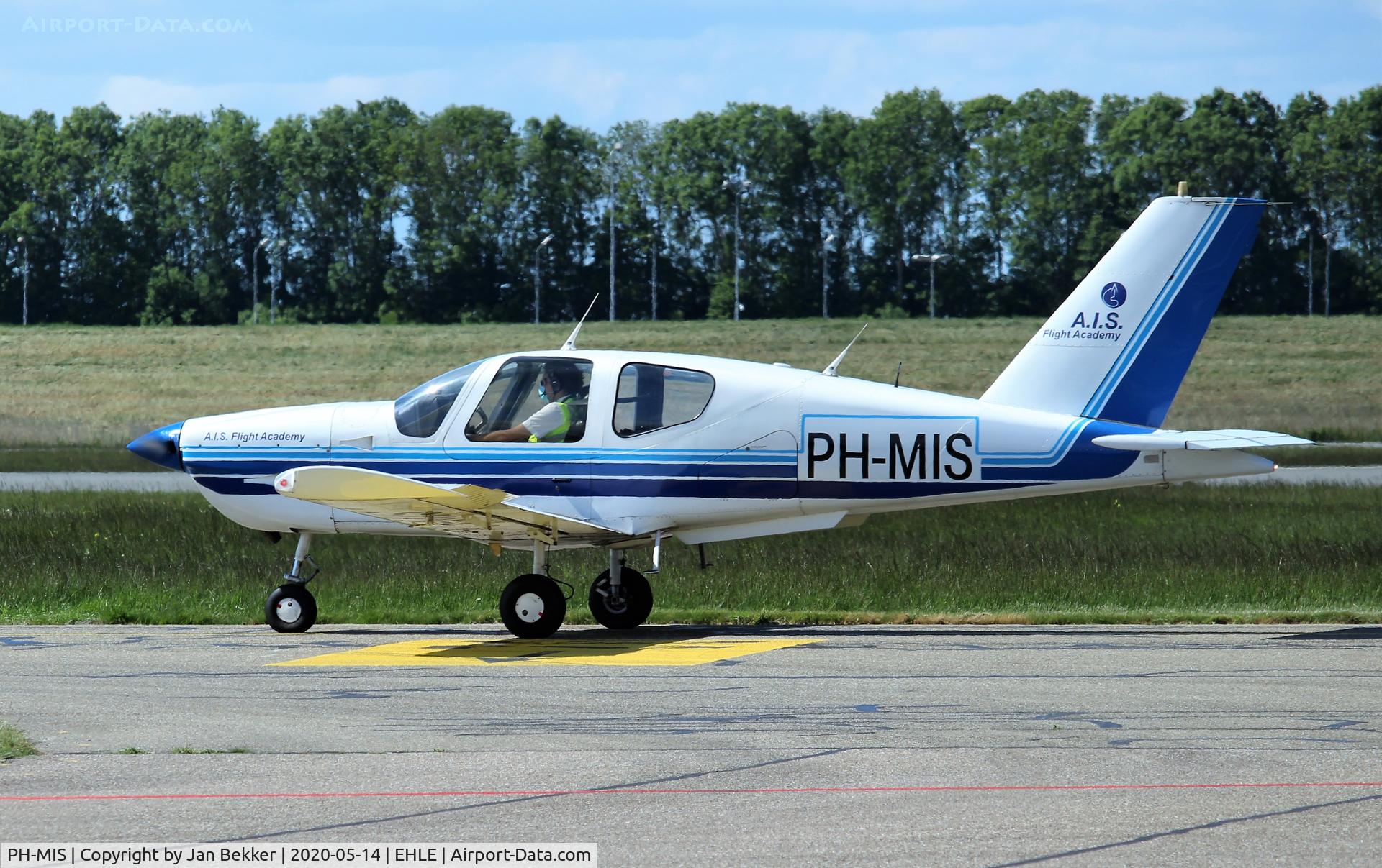 PH-MIS, 1987 Socata TB-10 C/N 739, Lelystad Airport