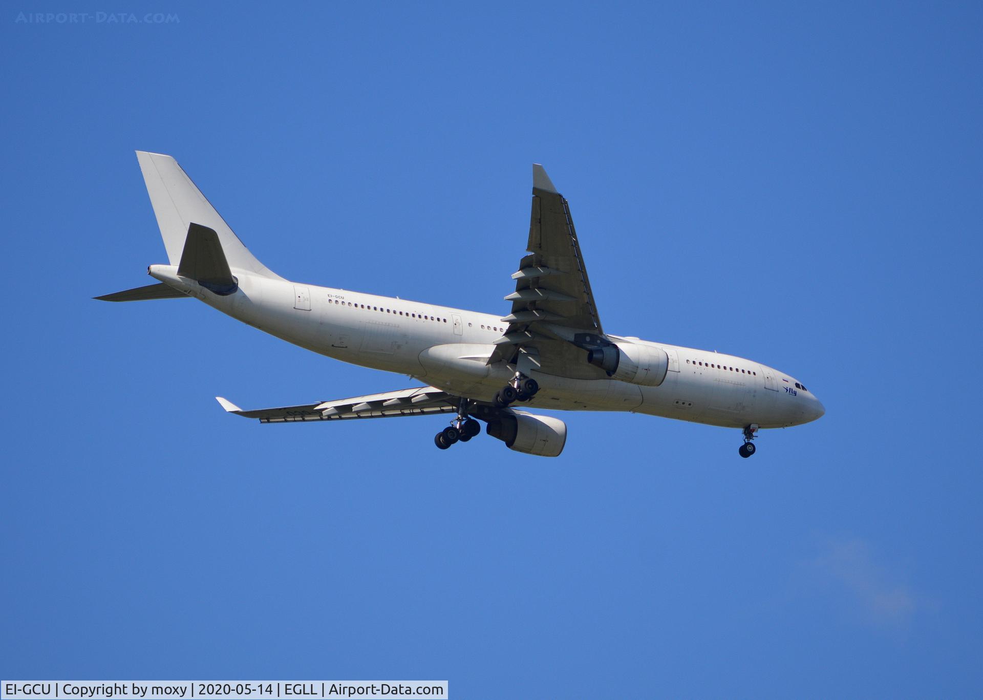 EI-GCU, 2008 Airbus A330-223 C/N 946, Airbus A330-223 on finals to London Heathrow.
