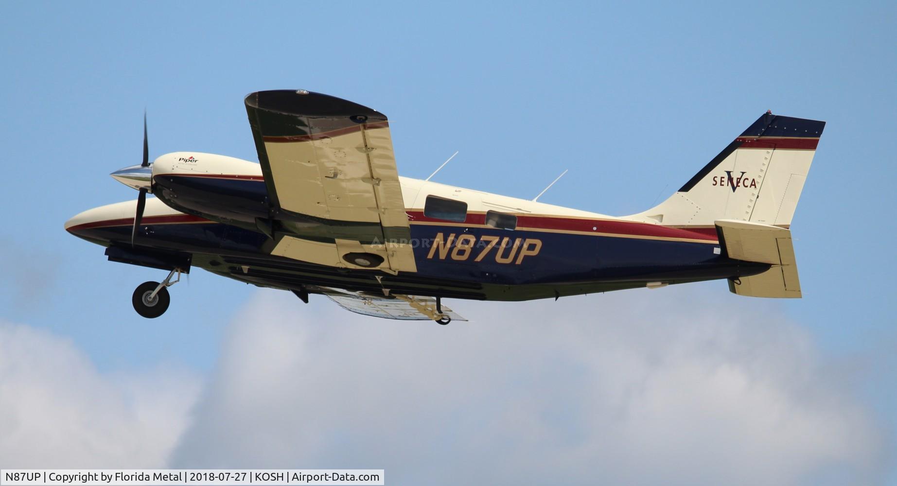 N87UP, 1999 Piper PA-34-220T Seneca C/N 34-49144, OSH 2018