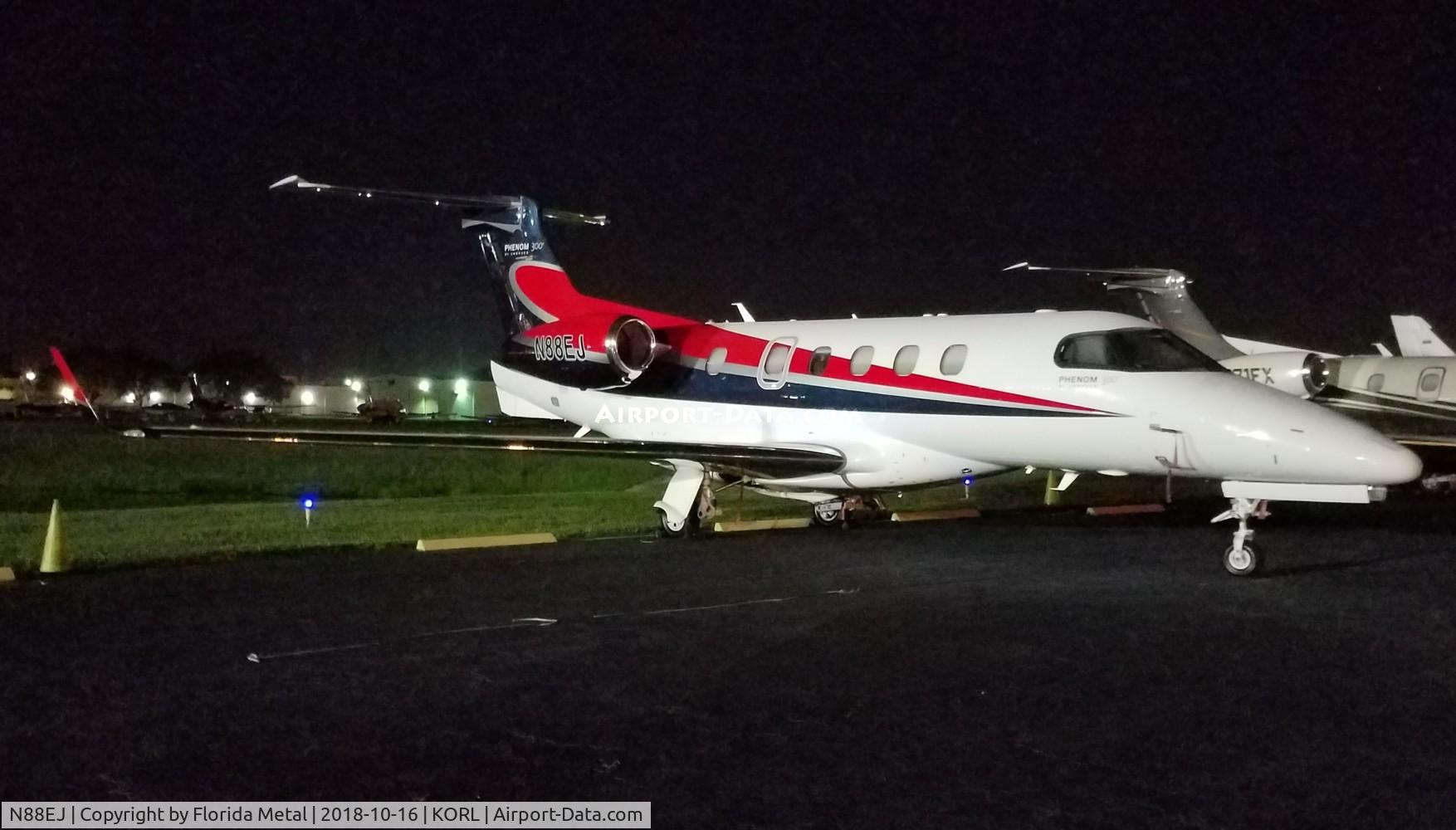 N88EJ, 2013 Embraer EMB 505 Phenom 300 C/N 50500193, NBAA 2018