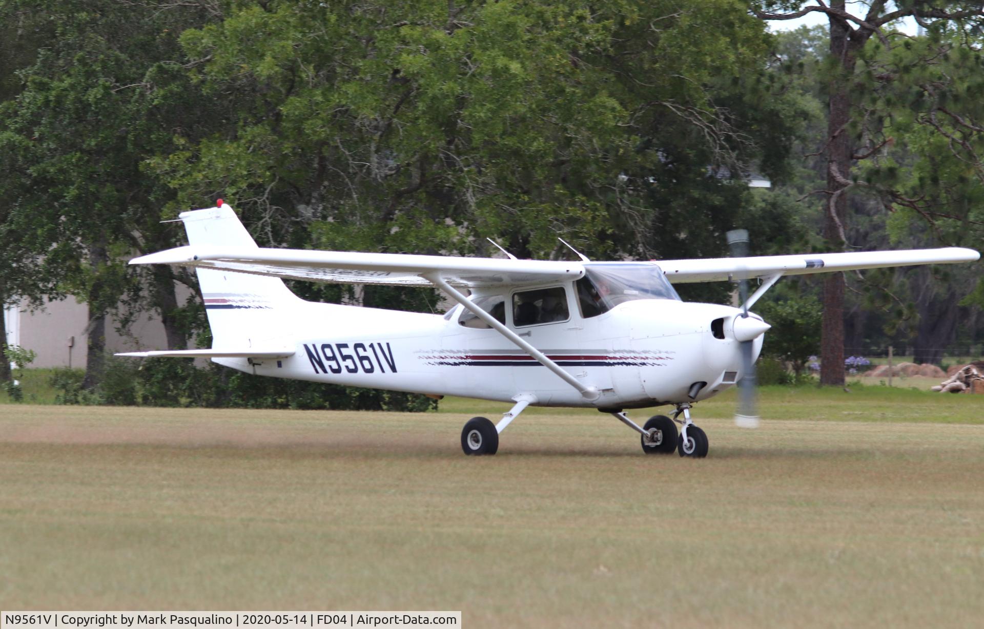 N9561V, 1998 Cessna 172R C/N 17280497, Cessna 172R