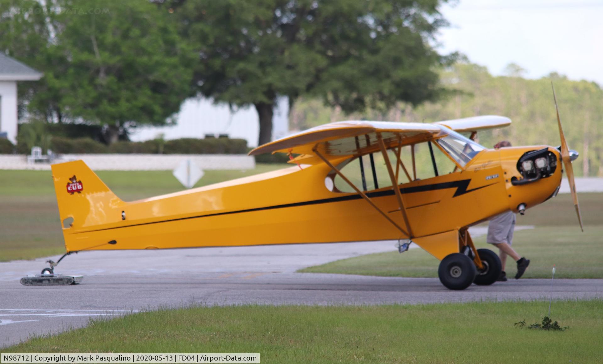 N98712, Piper J3C-65 Cub C/N 18939, Piper J3C-65