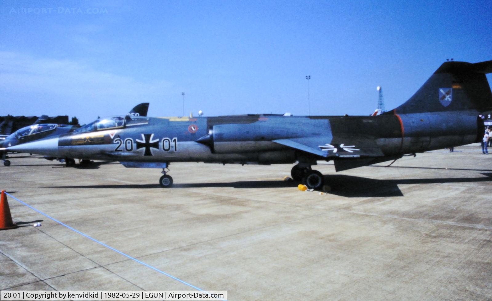 20 01, Lockheed F-104G Starfighter C/N 683-2001, At the 1982 Mildenhall Air Fete.