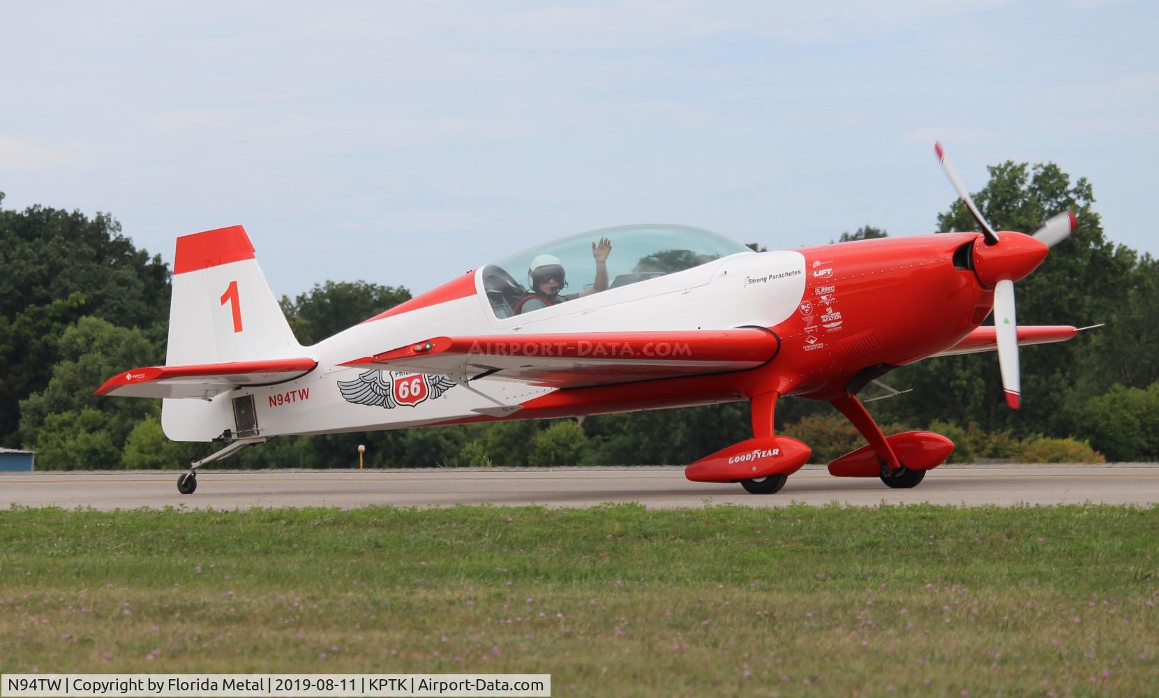 N94TW, 1997 Extra EA-300/L C/N 049, Pontiac 2019