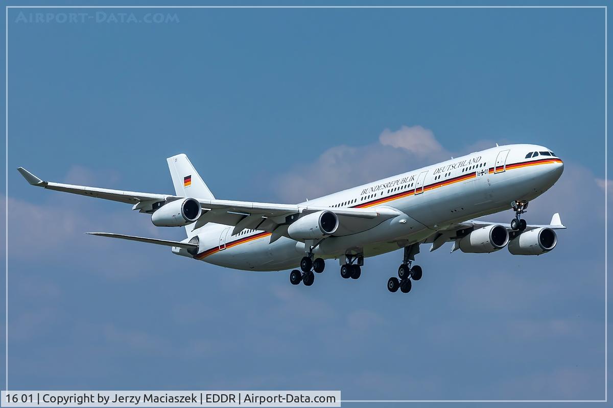 16 01, 1999 Airbus A340-313X C/N 274, 1999 Airbus A340-313X, c/n: 274