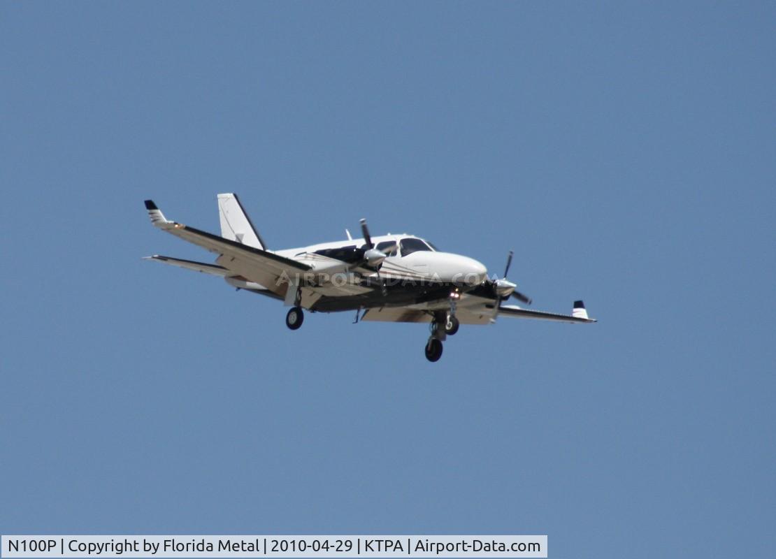 N100P, 1982 Piper PA-31-350 Chieftain C/N 31-8252019, TPA 2010