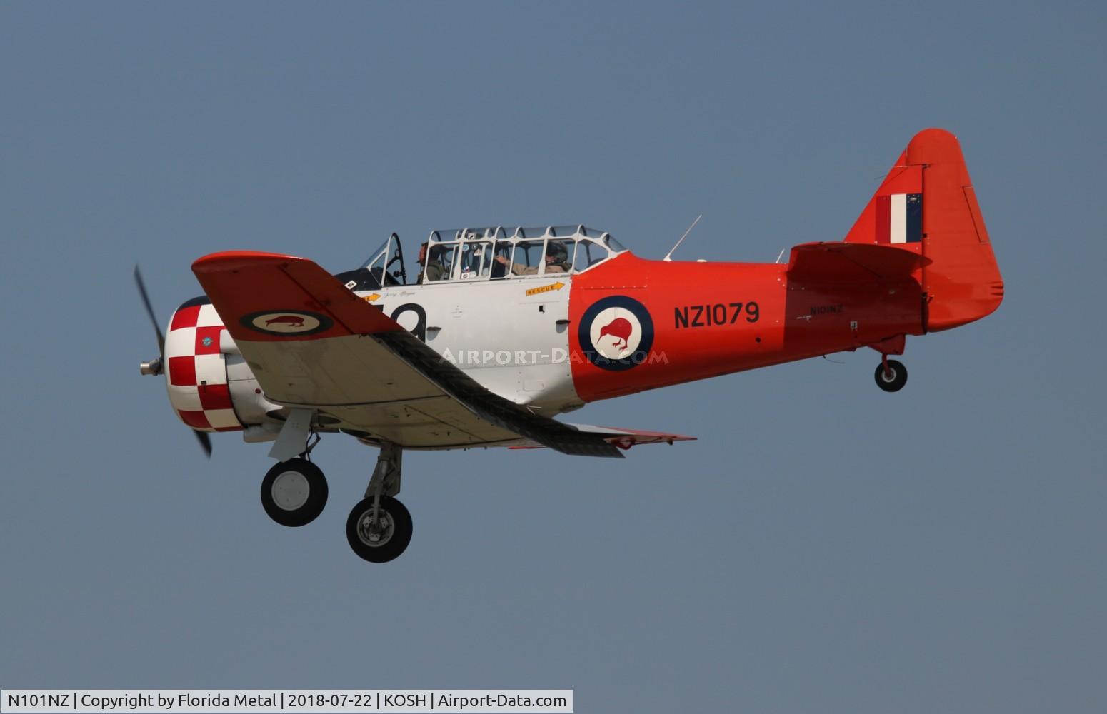 N101NZ, 1944 North American AT-6D Texan C/N 88-15611, OSH 2018