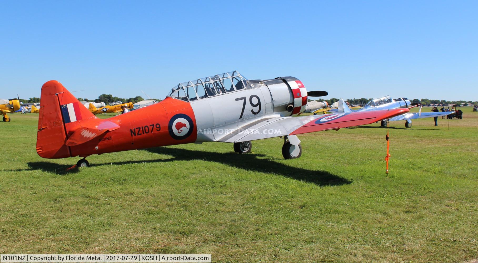 N101NZ, 1944 North American AT-6D Texan C/N 88-15611, OSH 2017