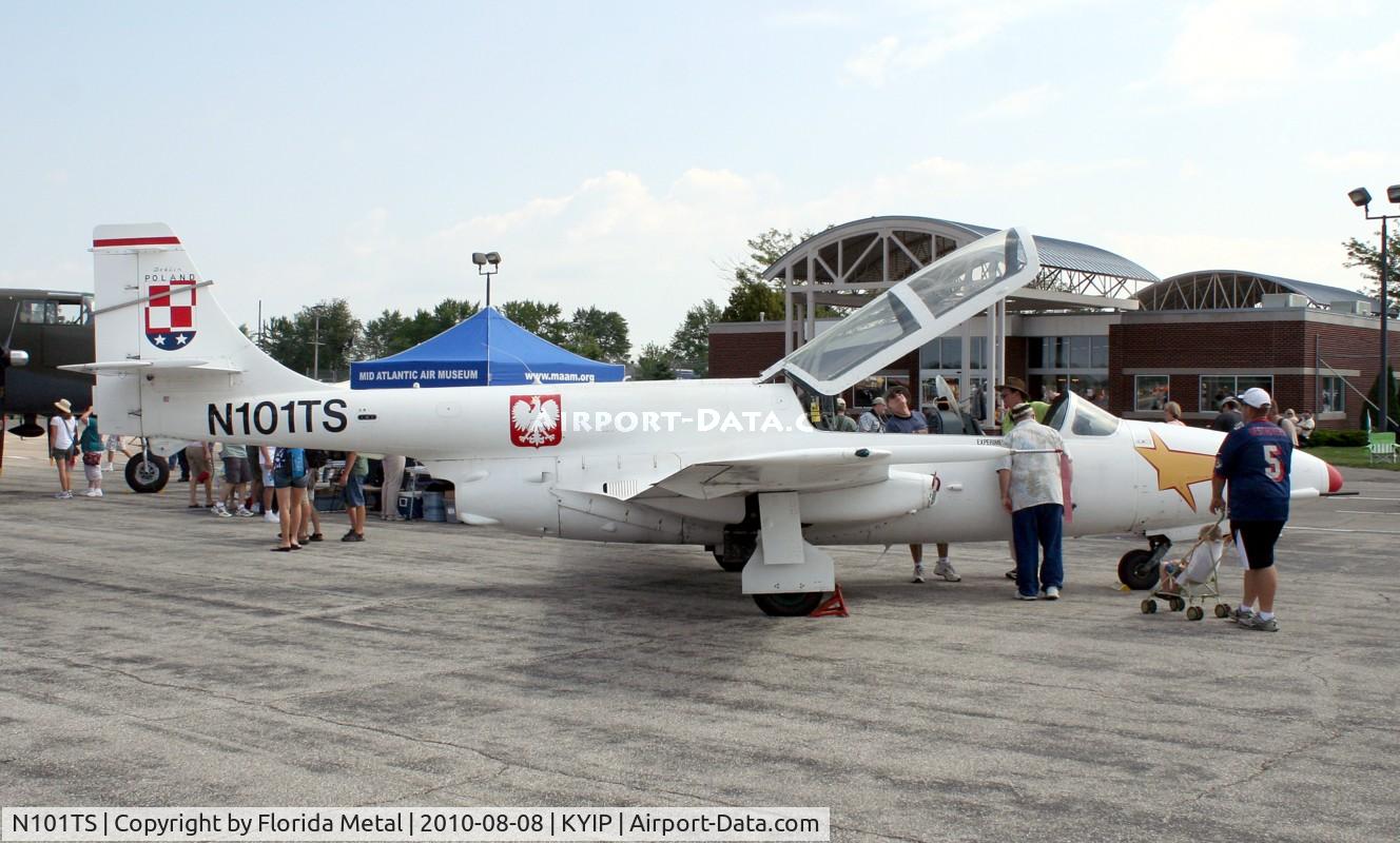 N101TS, 1973 PZL-Mielec TS-11 Iskra C/N 1H-1019, TOM 2010
