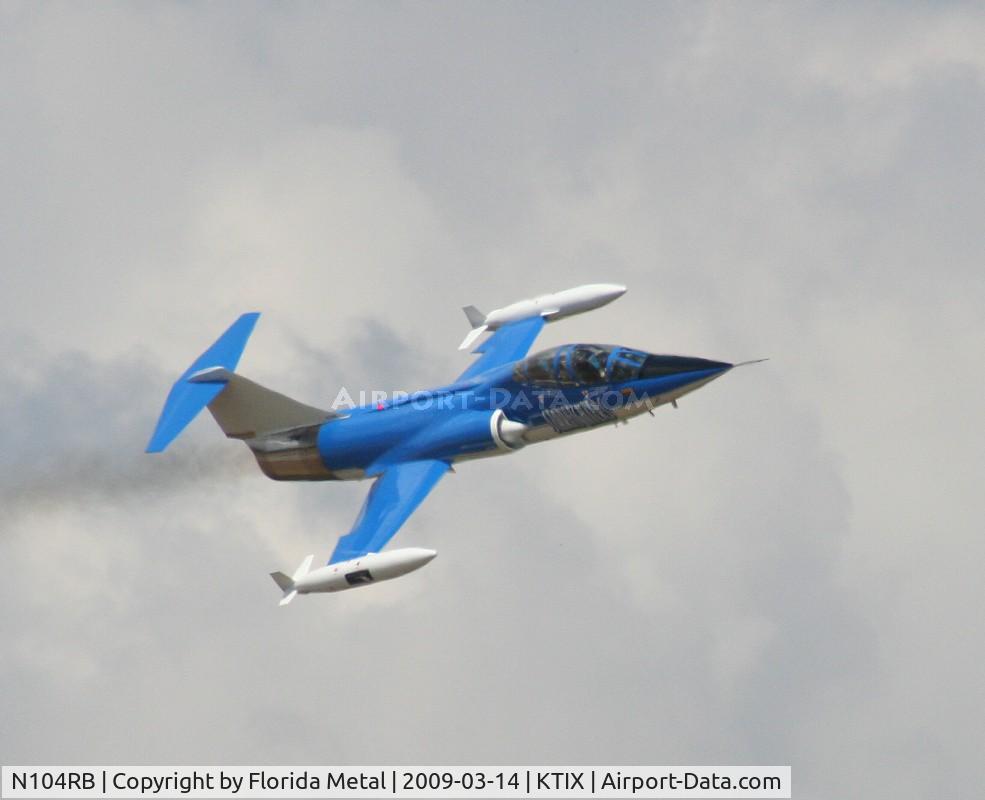 N104RB, 1962 Lockheed CF-104D Starfighter C/N 583A-5302, TICO 2009