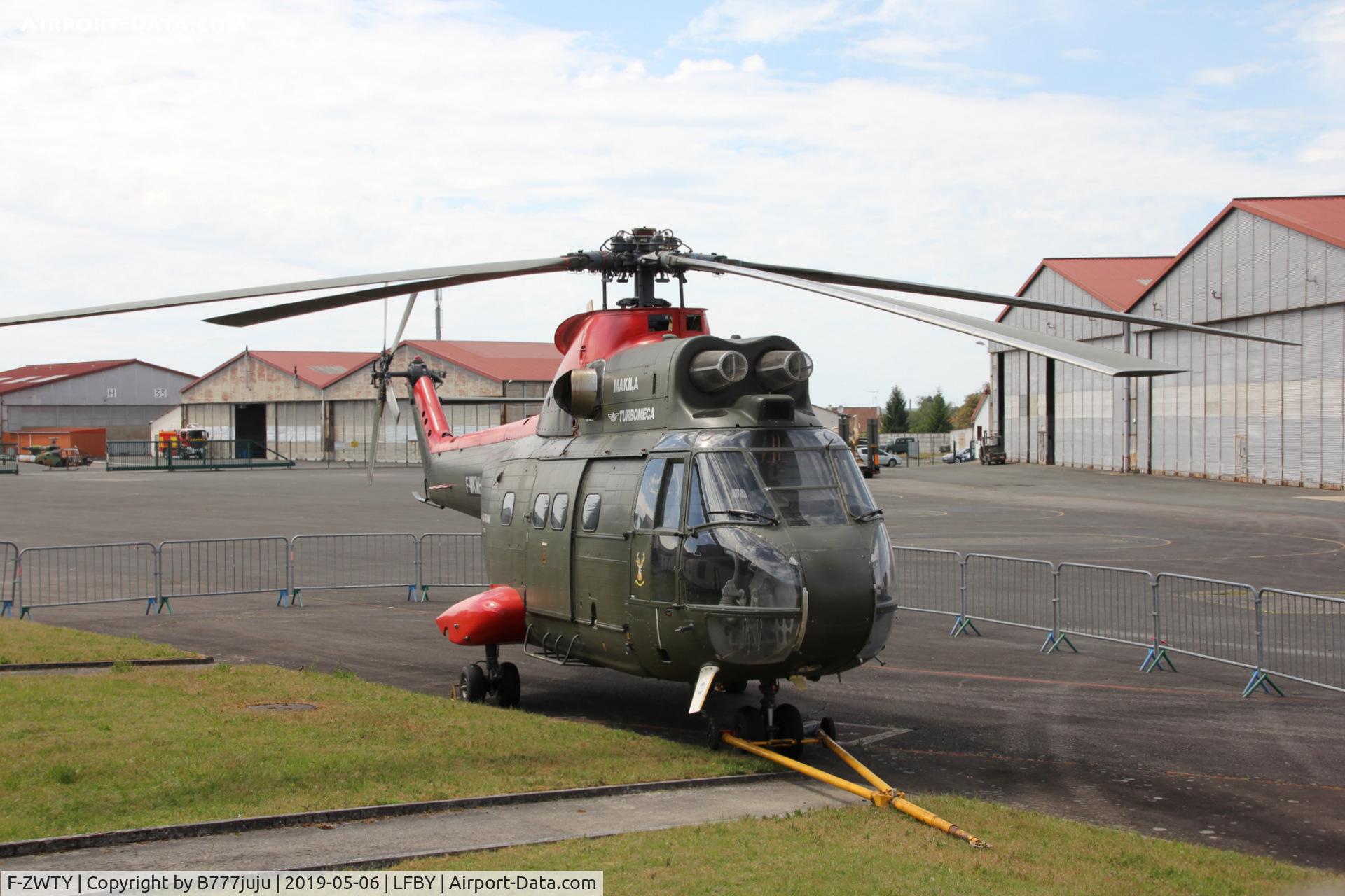 F-ZWTY, Aérospatiale SA-330B Puma C/N 1200, update with Turbomeca Makila engine