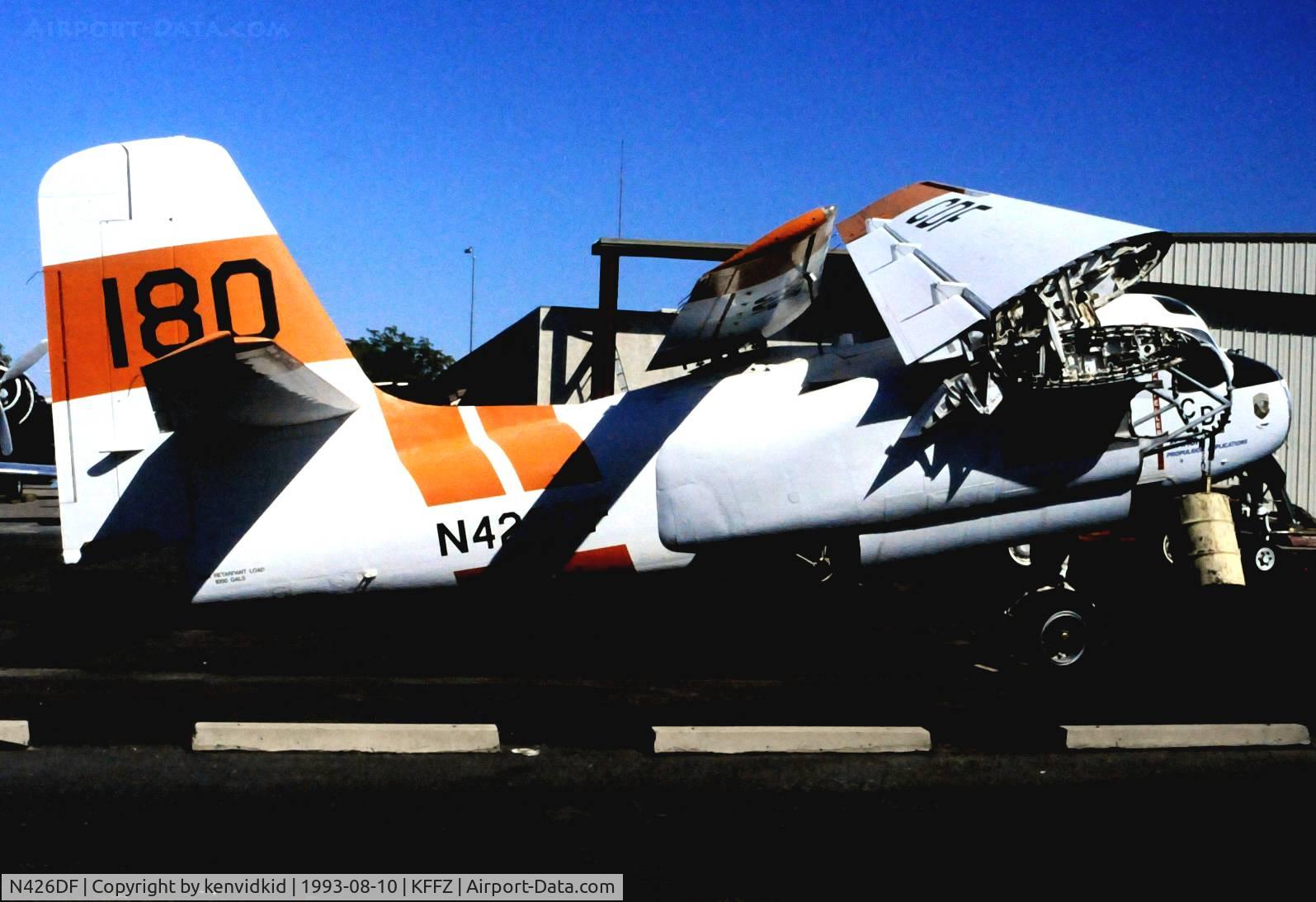 N426DF, Grumman S2F-1 Tracker C/N 216, At Falcon Field.