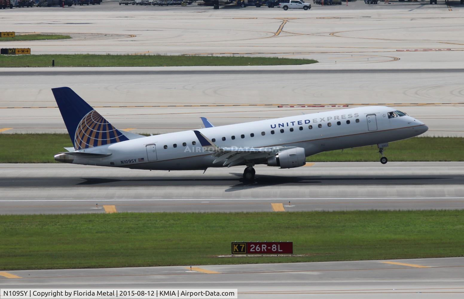 N109SY, 2014 Embraer 175LR (ERJ-170-200LR) C/N 17000402, MIA 2015
