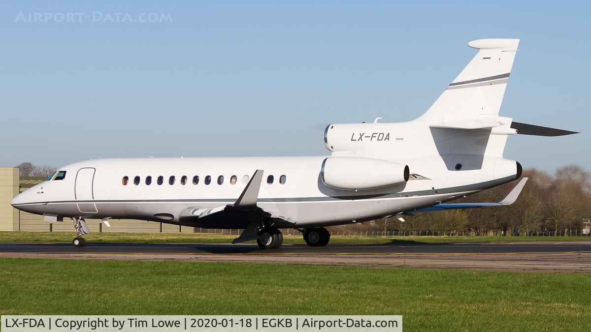 LX-FDA, 2012 Dassault Falcon 7X C/N 182, Vacating runway 21 for the Main Apron
