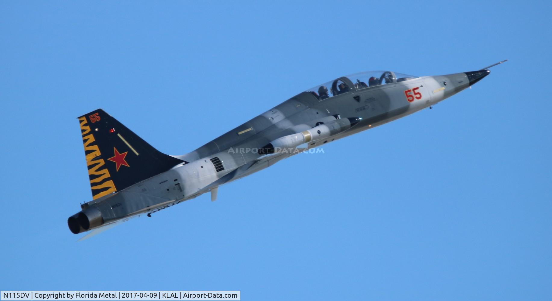 N115DV, Canadair CF-5D C/N 2039, SNF 2017