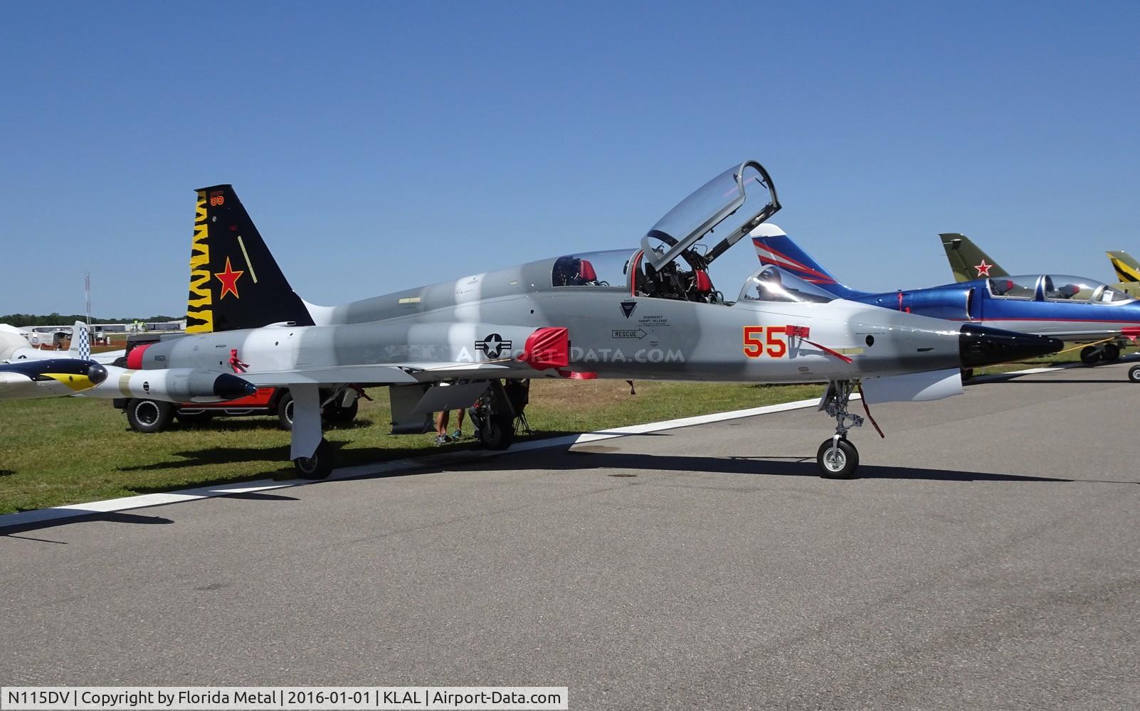 N115DV, Canadair CF-5D C/N 2039, SNF 2017