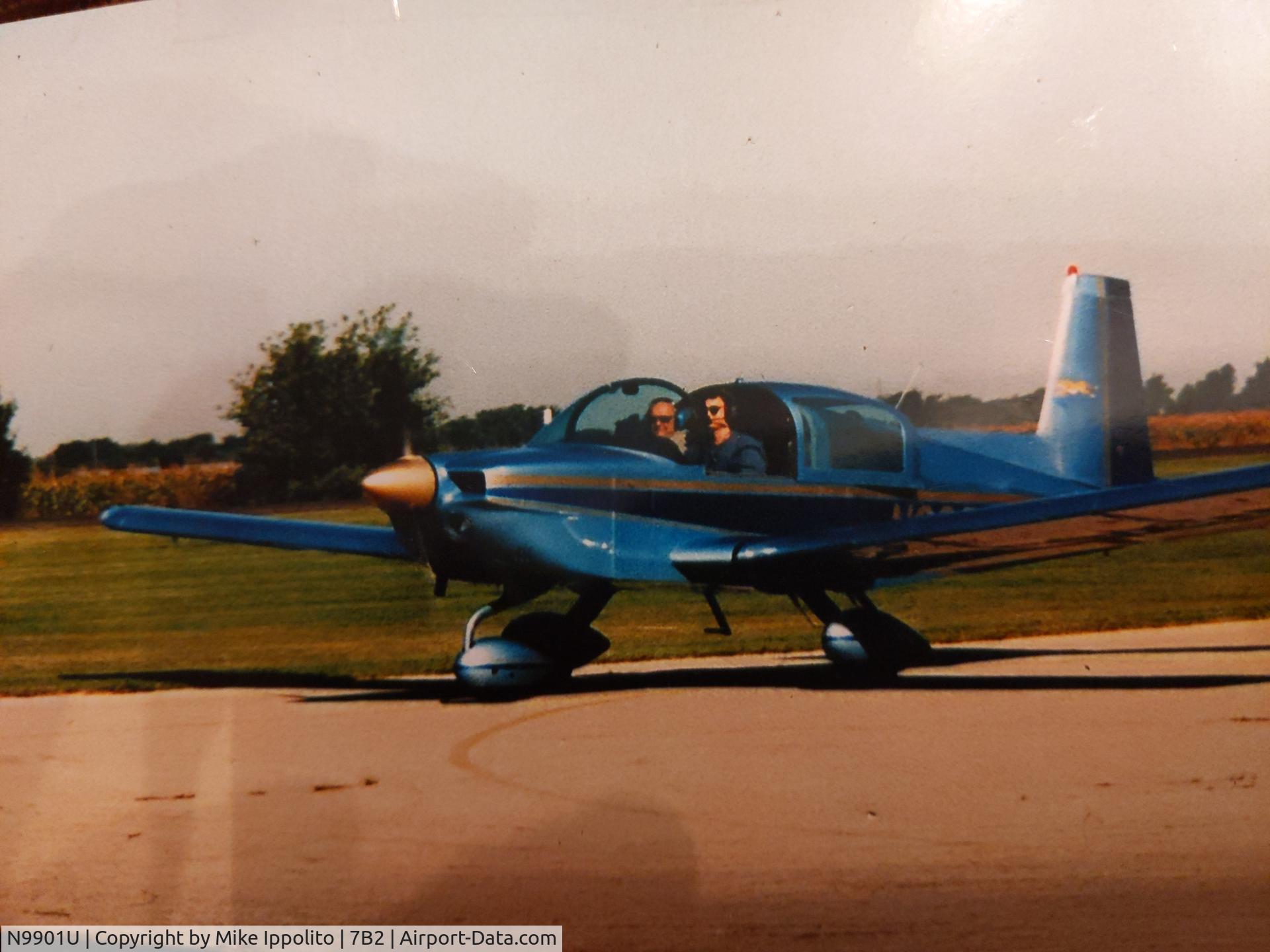N9901U, 1977 Grumman American AA-5A Cheetah C/N AA5A0401, Cheetah at 7b2 Northampton,MA