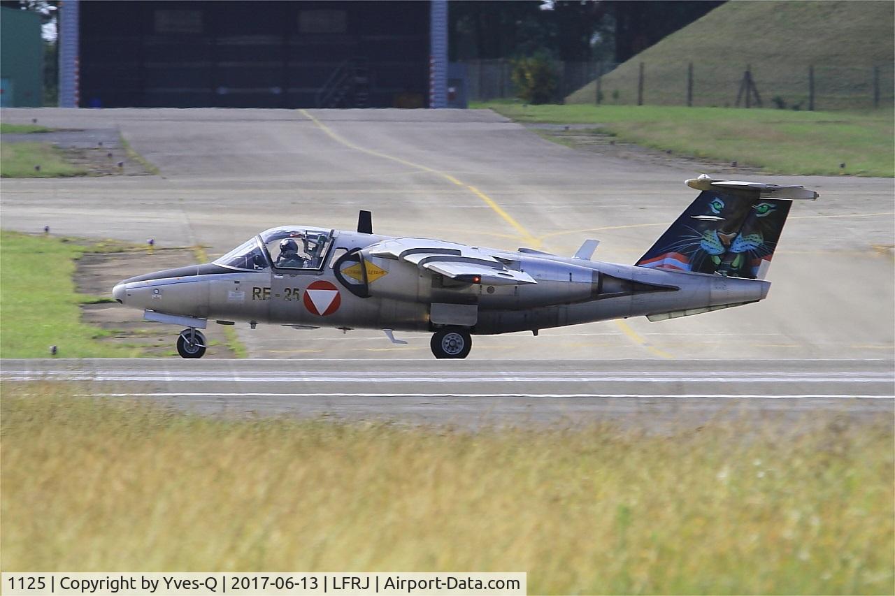 1125, Saab 105OE C/N 105425, Saab 105OE, Landing rwy 08, Landivisiau Naval Air Base (LFRJ) Tiger Meet 2017
