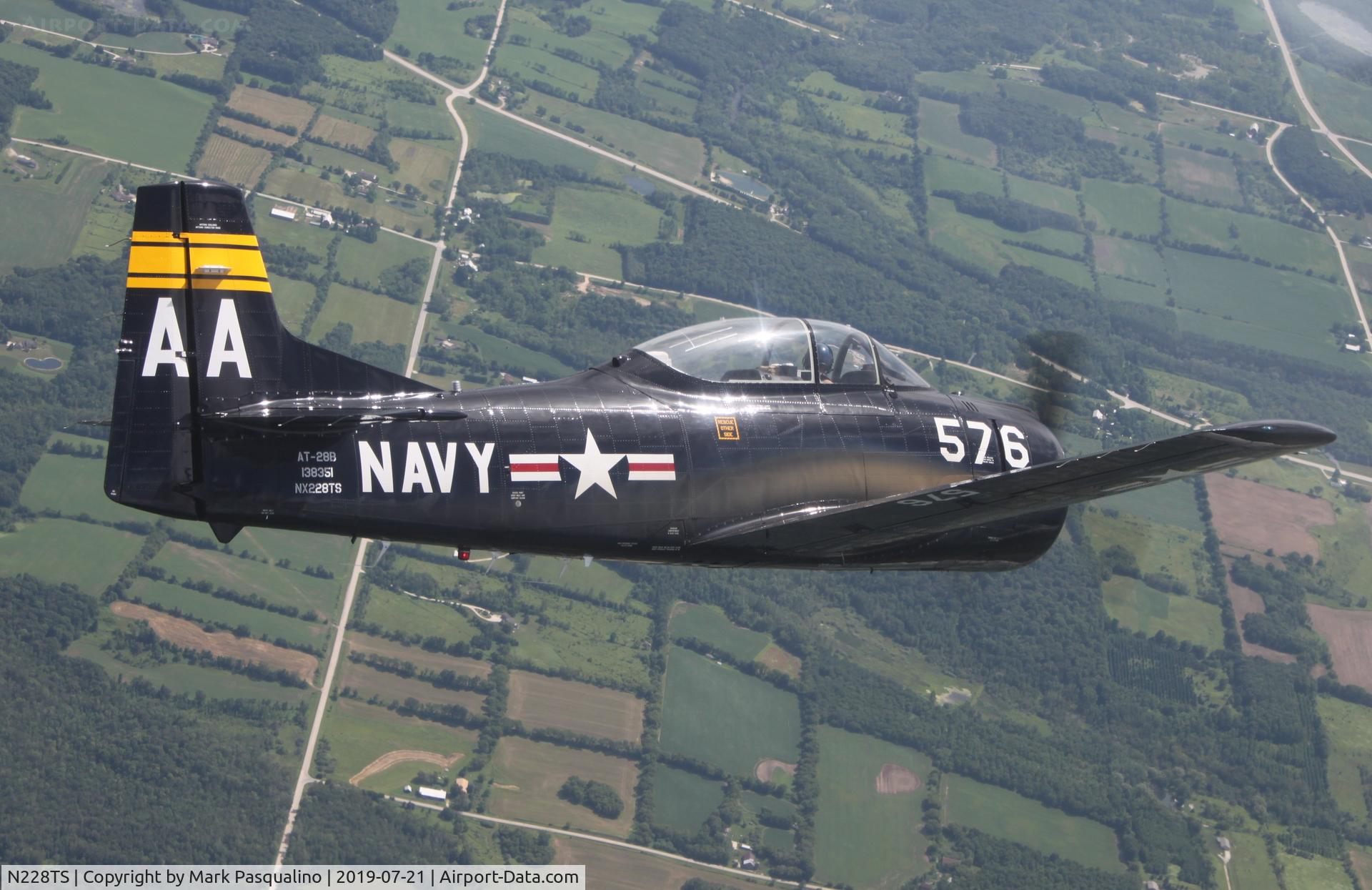 N228TS, 1954 North American T-28D Trojan C/N 200-422, North American T-28D