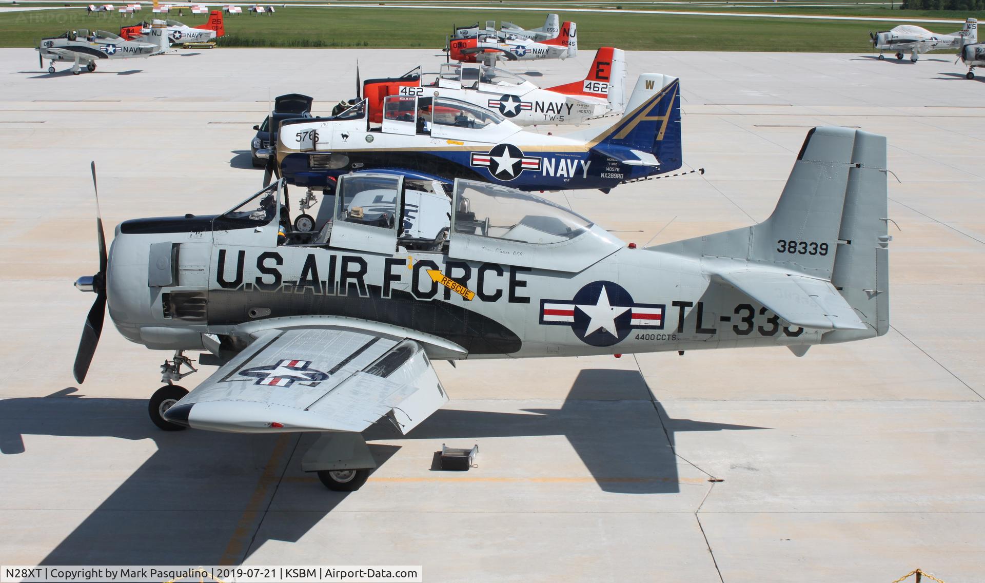 N28XT, 1958 North American T-28B Trojan C/N 200-410 (138339), North American T-28B