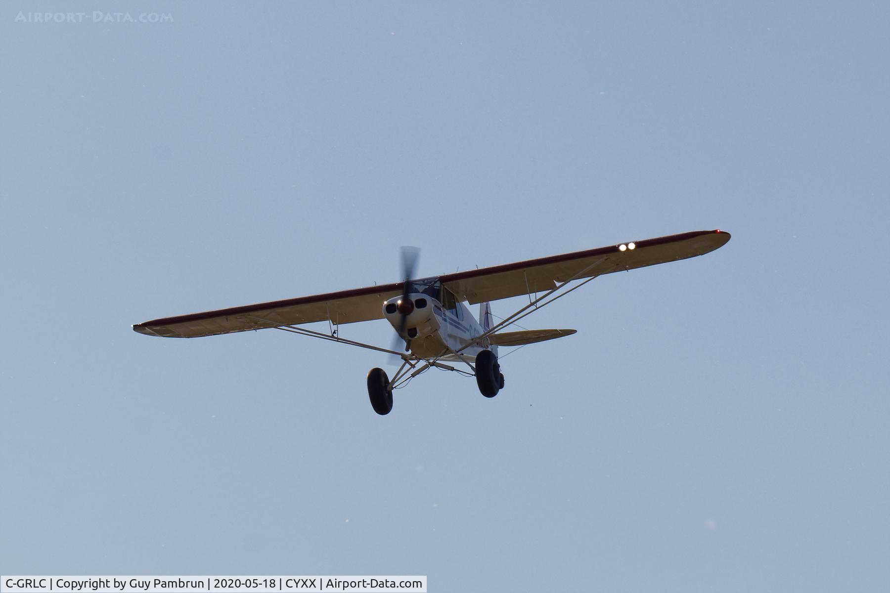 C-GRLC, 1954 Piper PA-18A-135 Super Cub C/N 18 3279, Landing on 19 for pilot briefing and departure to take part in 