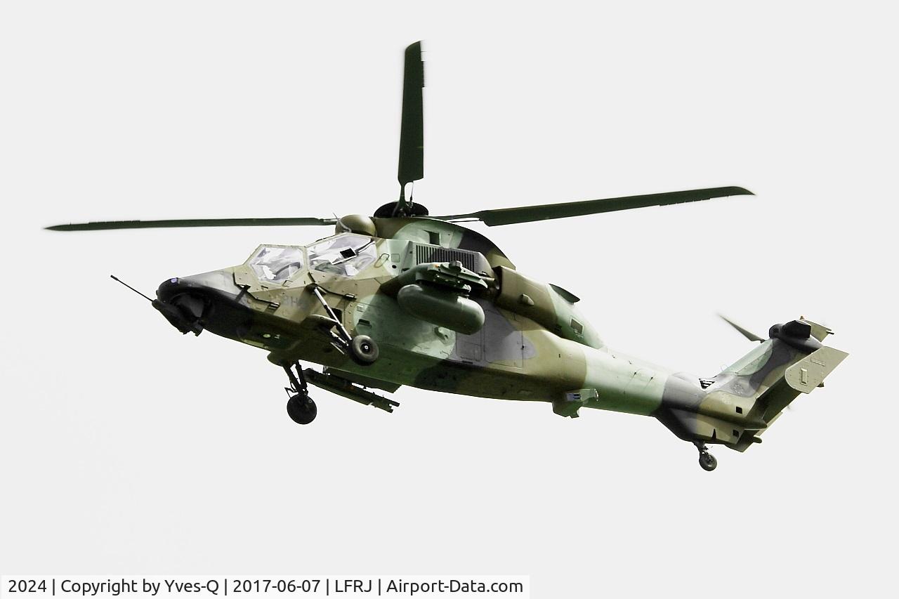 2024, Eurocopter EC-665 Tigre HAP C/N 2024, Eurocopter EC-665 Tigre HAP, Take off rwy 26, Landivisiau Naval Air Base (LFRJ) Tiger Meet 2017