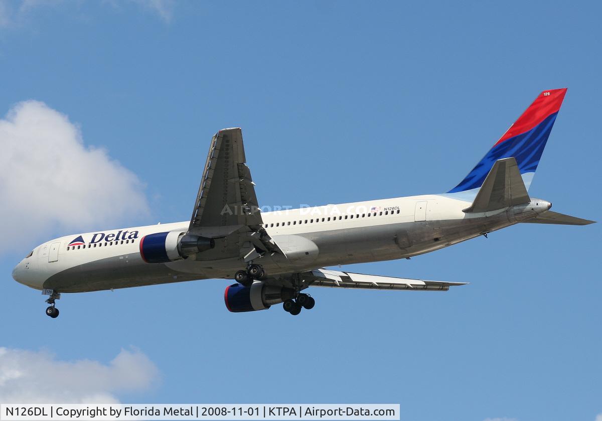 N126DL, 1988 Boeing 767-332 C/N 24076, TPA 2008