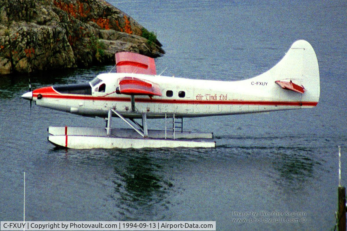 C-FXUY, 1956 De Havilland Canada DHC-3 Otter C/N 142, C-FXUY on the Lake October 13, 1994