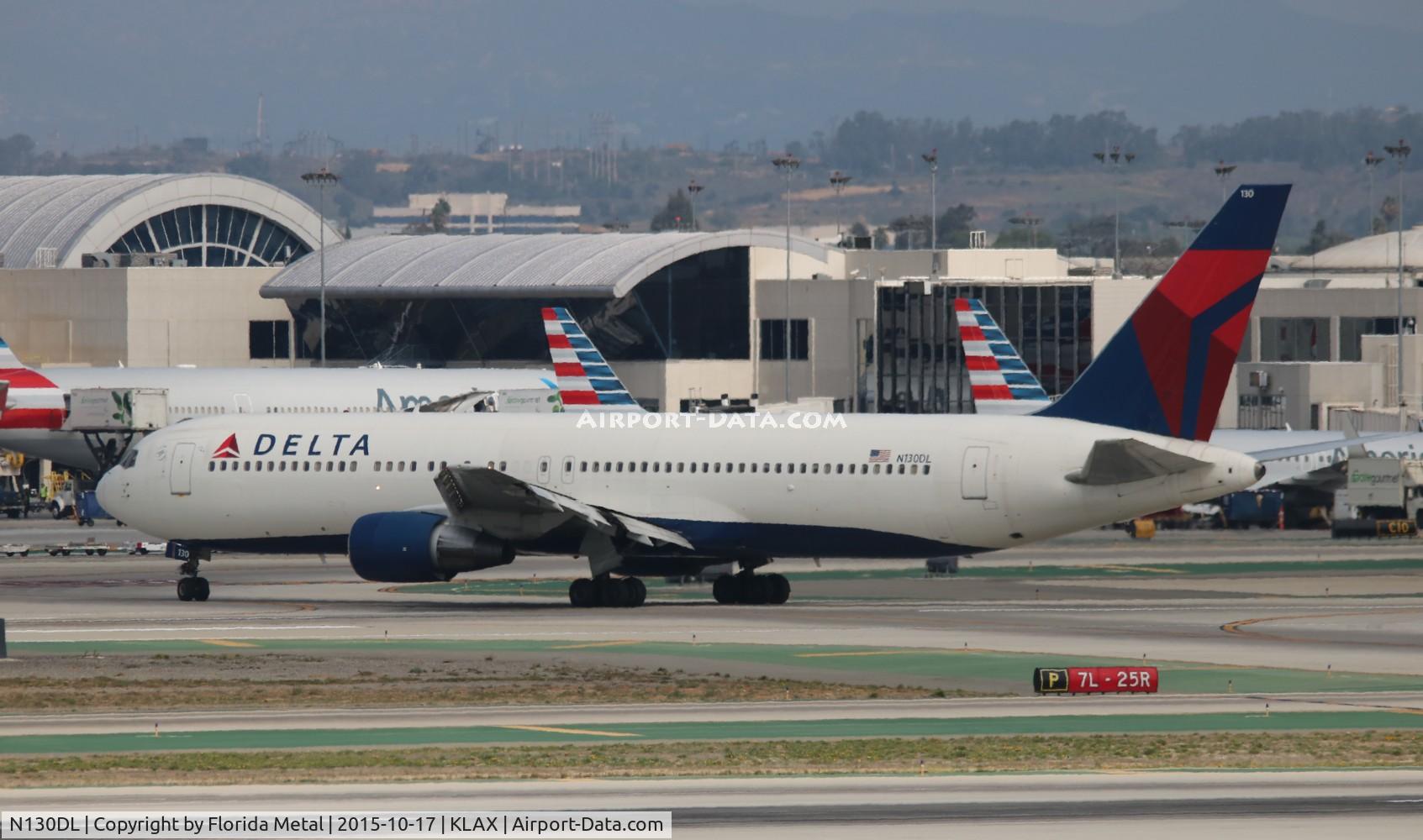 N130DL, 1988 Boeing 767-332 C/N 24080, LAX 2015