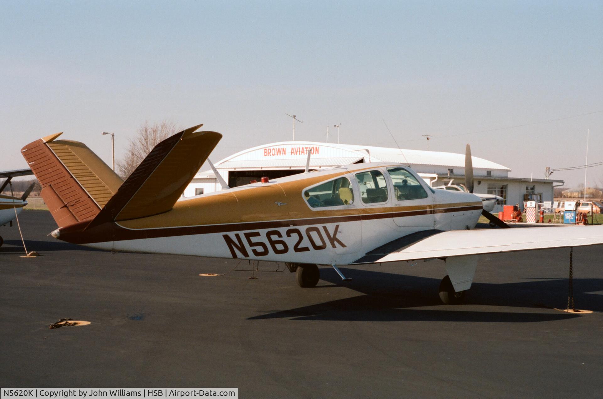 N5620K, 1964 Beech S35 Bonanza C/N D-7381, Harrisburg, IL 
Spring 1986